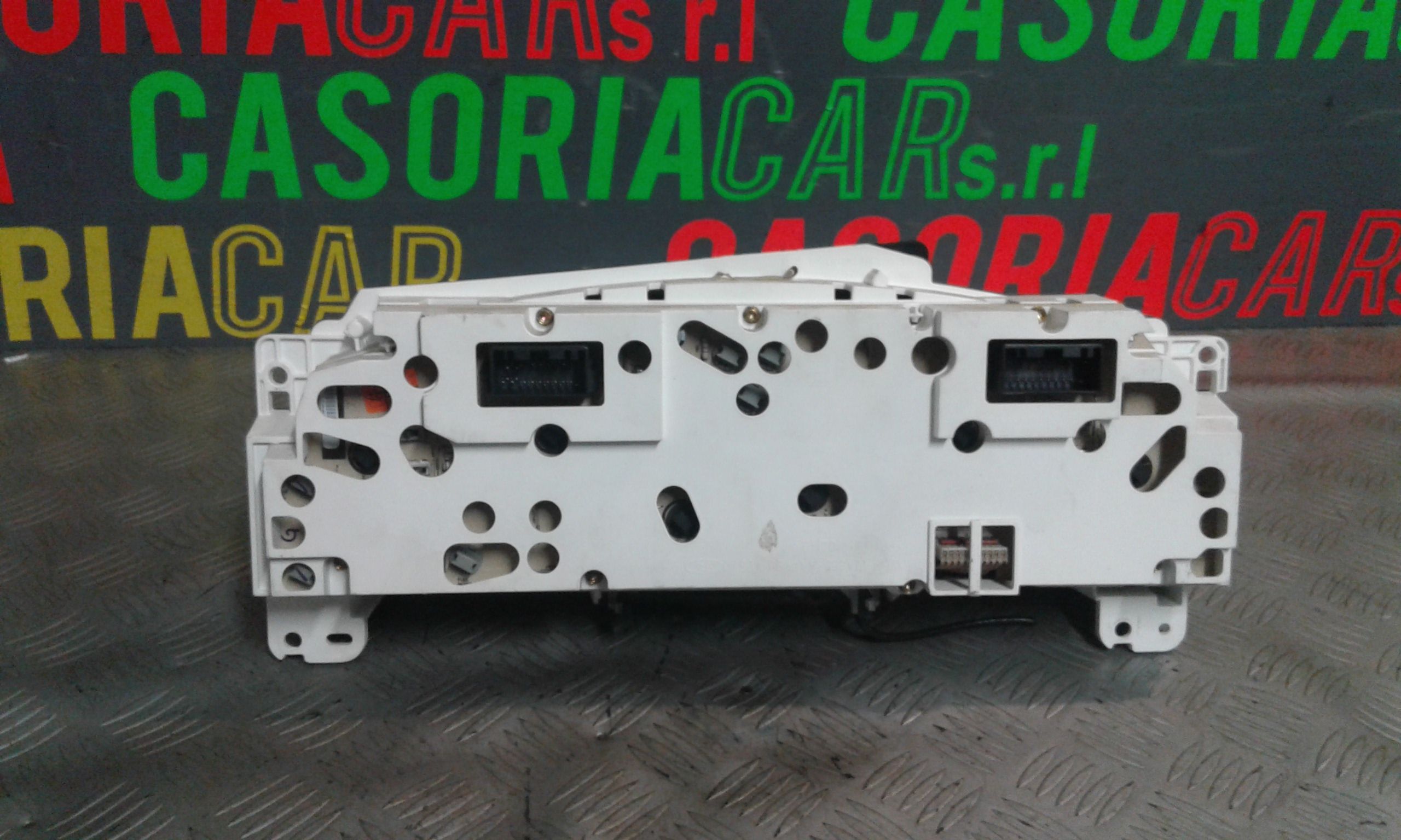 Quadro Portastrumenti Usato