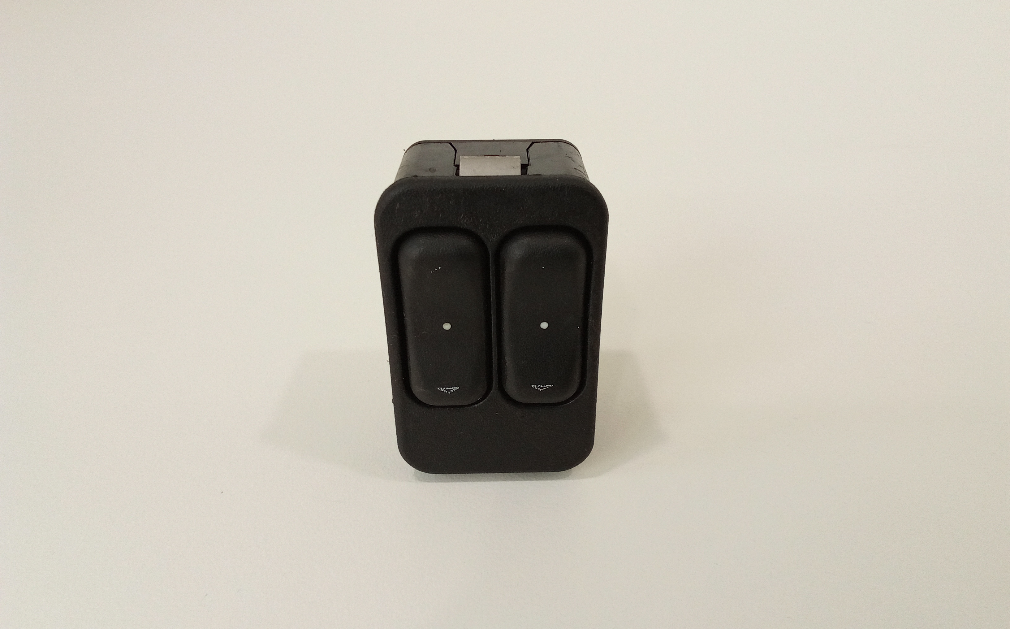 Interruttore Alzacristalli Porta Ant. Sinistro Usato