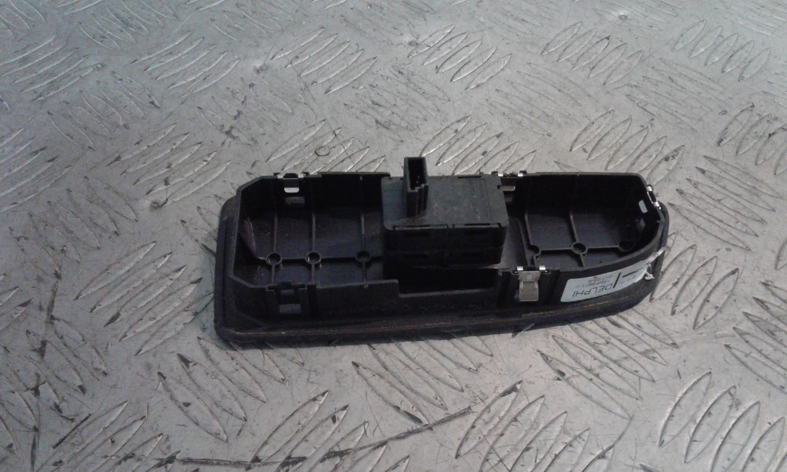 Interruttore Alzacristalli Porta Ant. Destro Usato