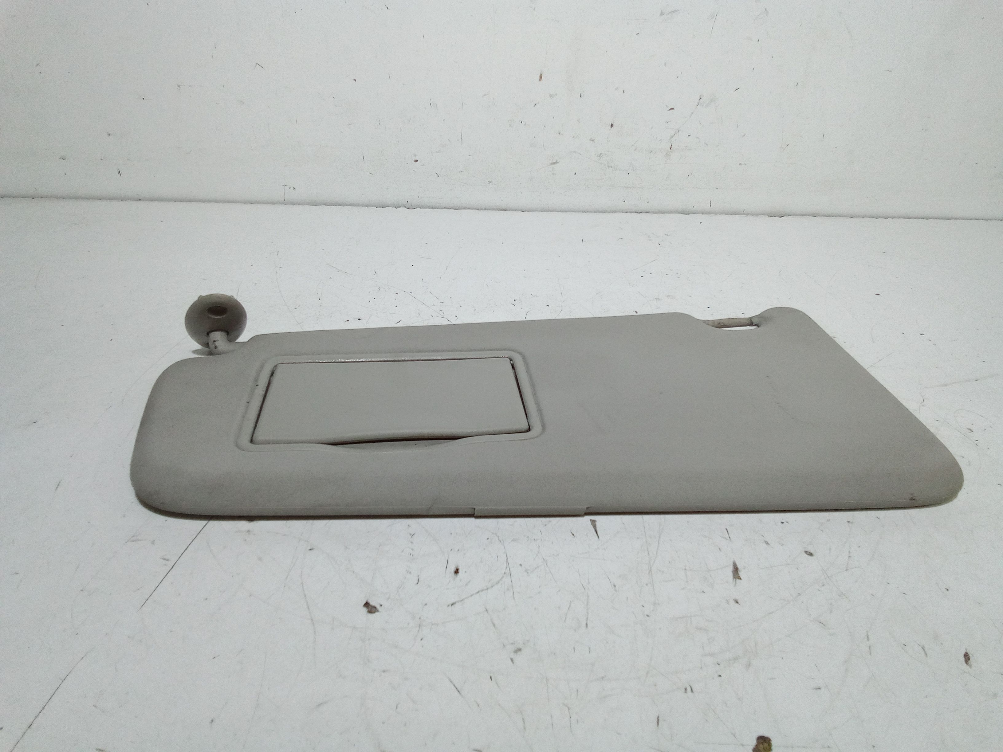 Aletta Parasole Parabrezza Sinistro 1599321 Usato