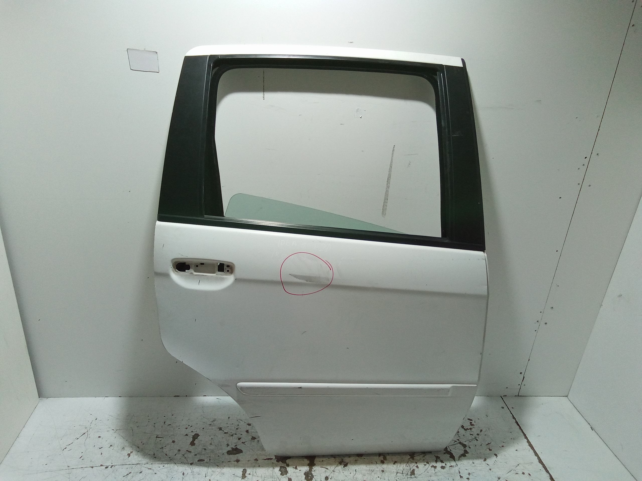 Porta Post. Destro 46828924 Usato