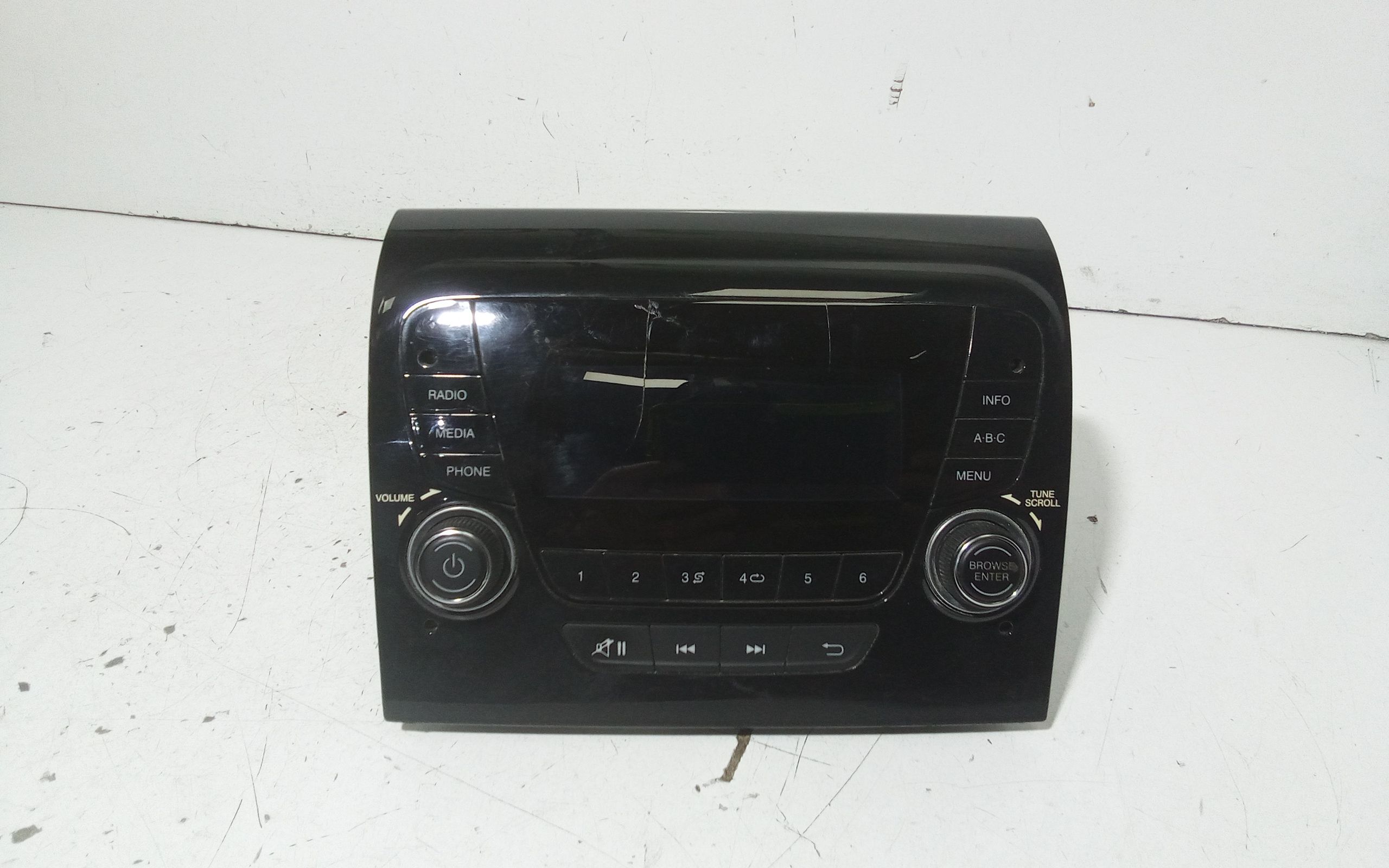 Autoradio 1612439980 Usato