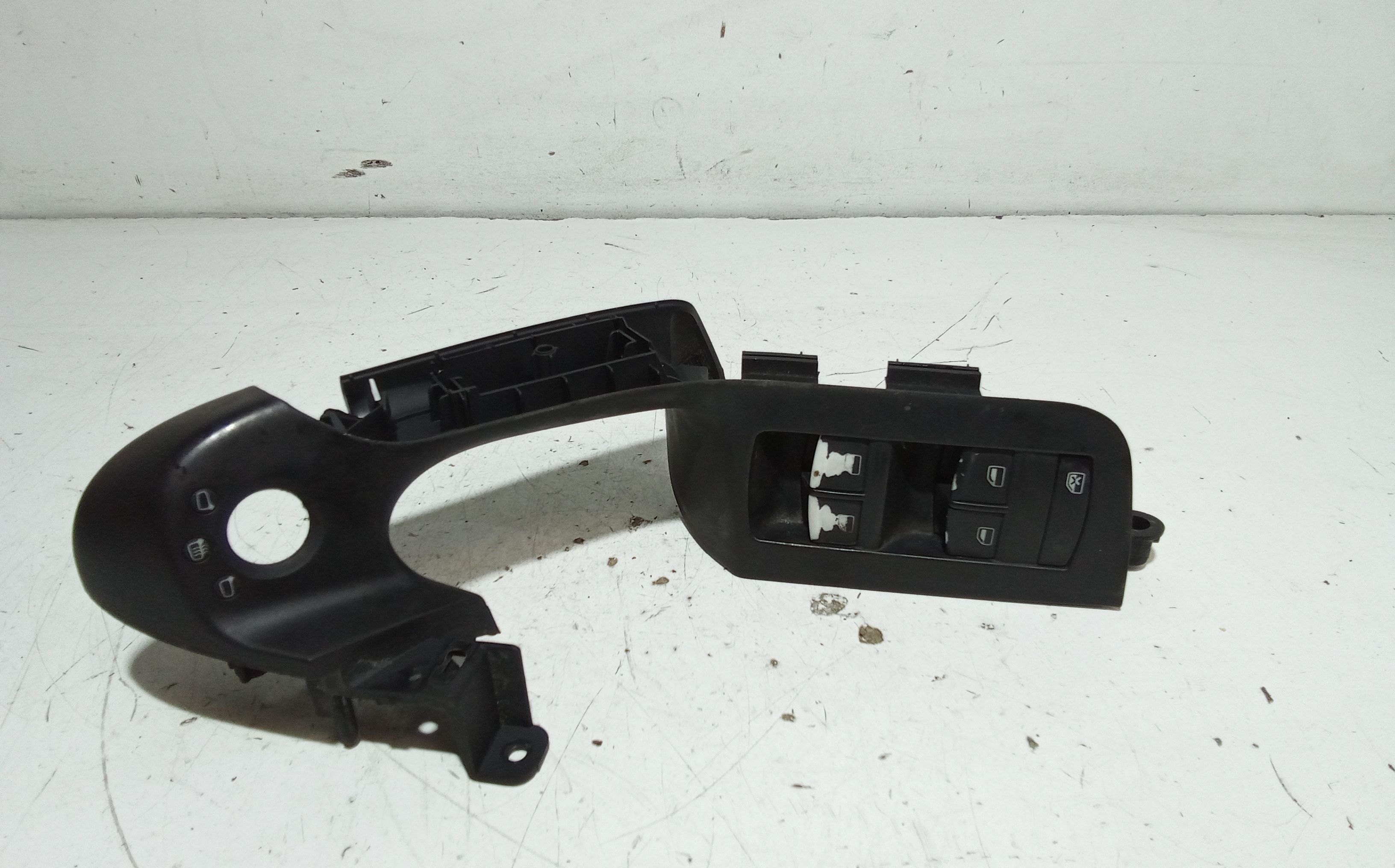 Interruttore Alzacristalli Porta Ant. Sinistro Usato