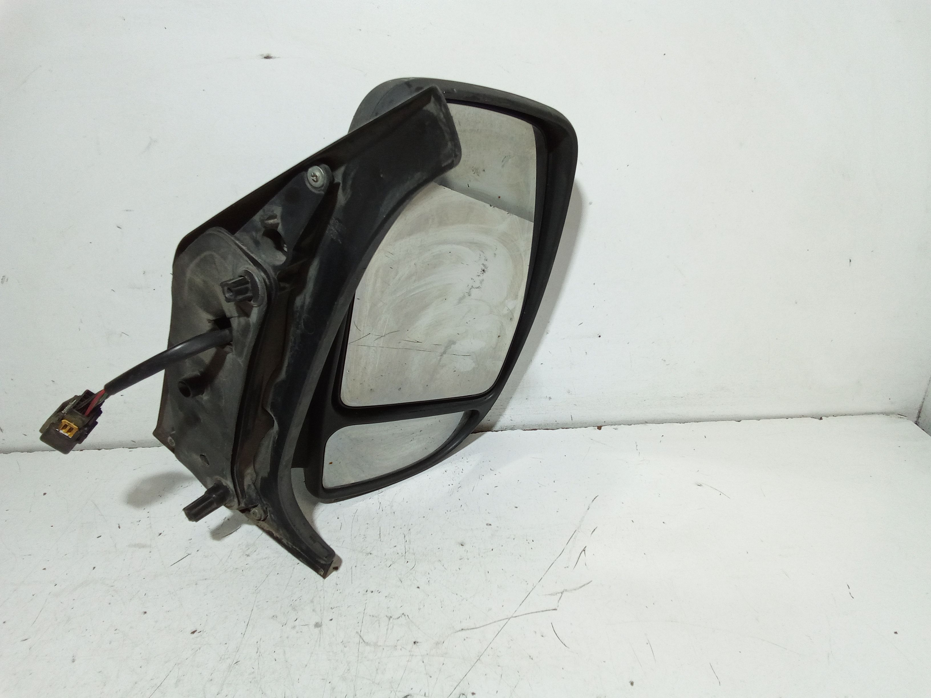 Retrovisore Est. Destro Usato