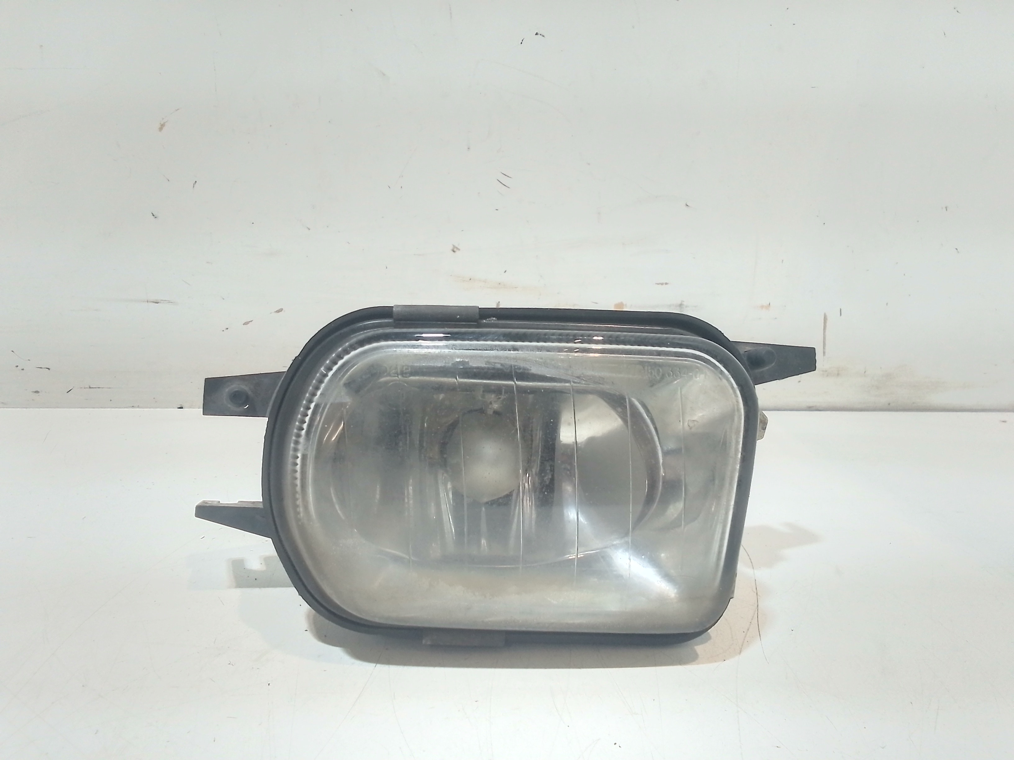 Proiettore Fendinebbia Destro A2048202256 Usato