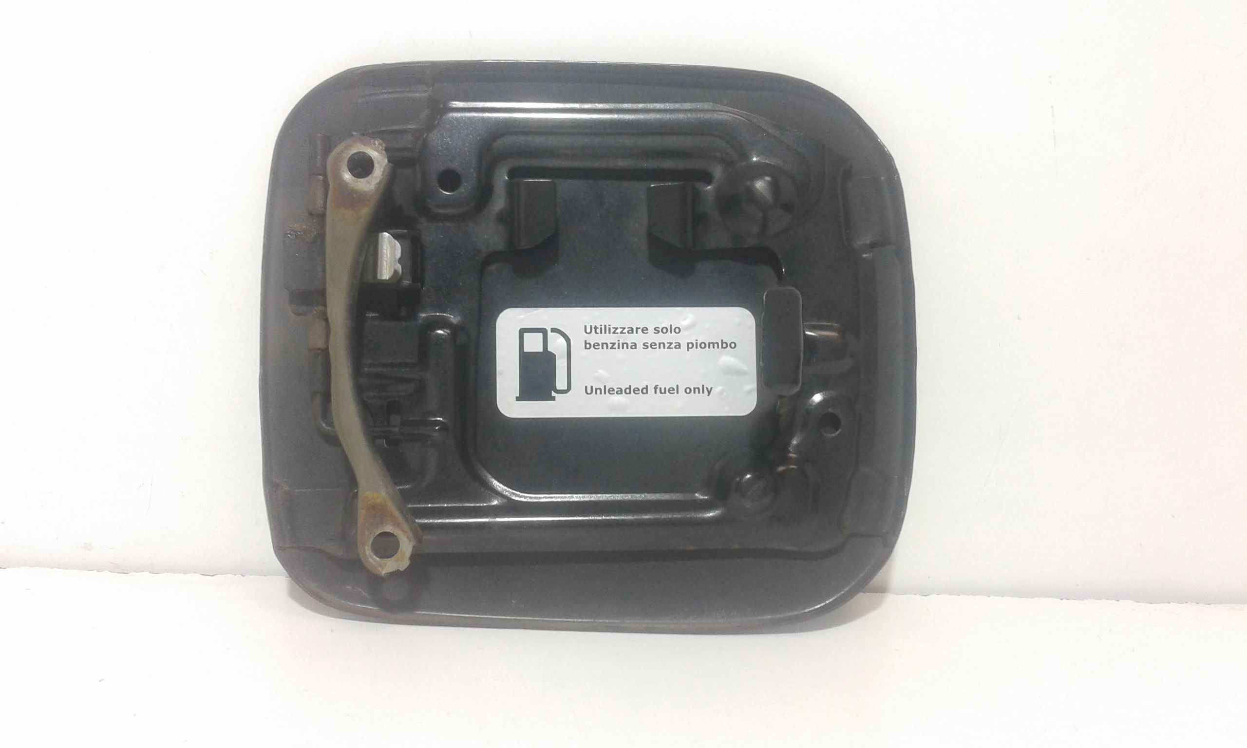 Sportello Carburante 741010027 Usato