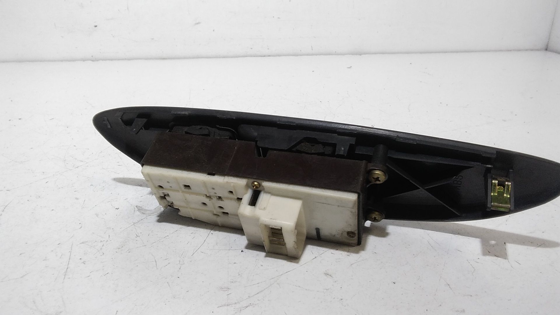 Interruttore Alzacristalli Porta Ant. Sinistro 848200D040 Usato