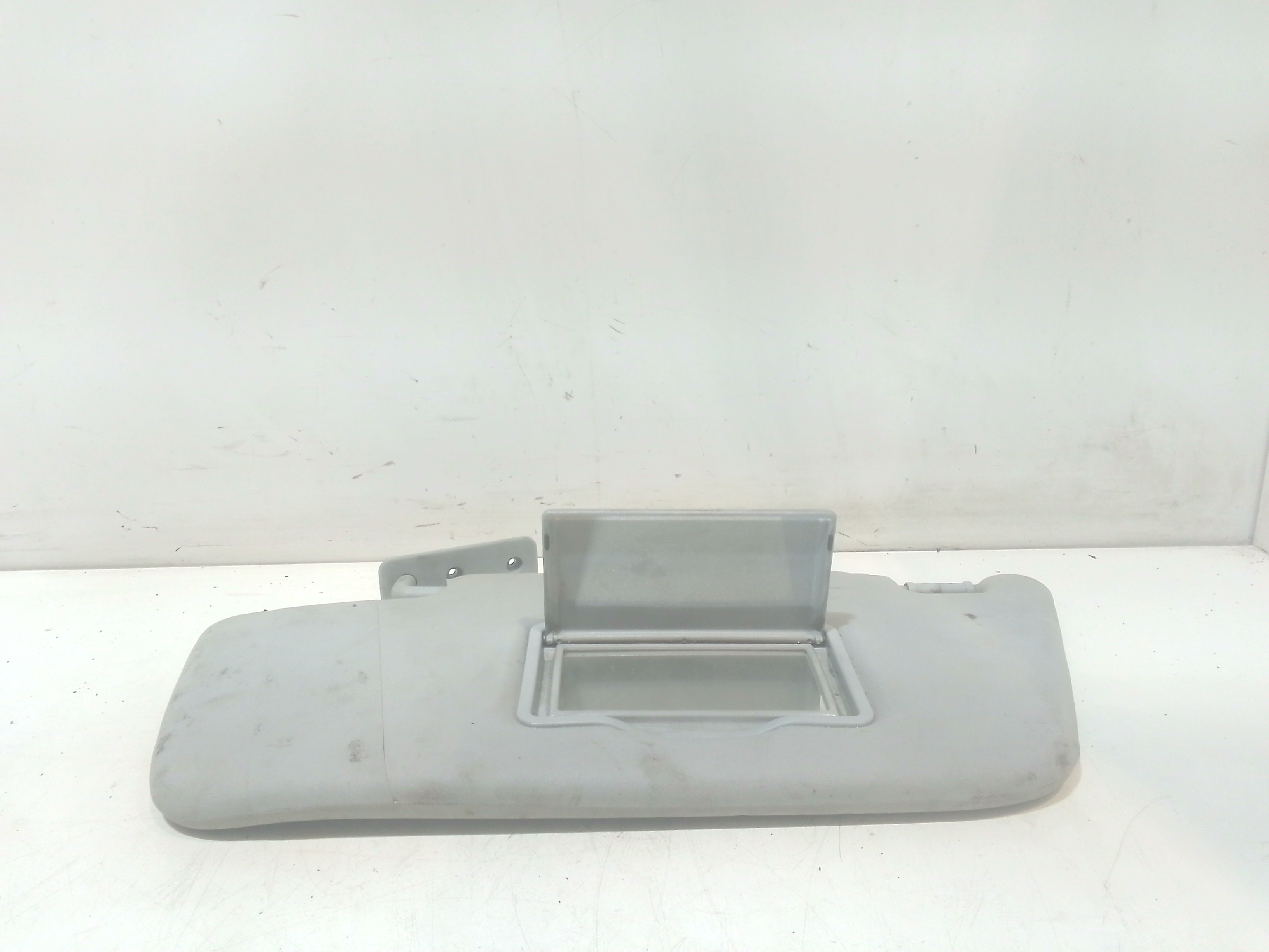 Aletta Parasole Parabrezza Sinistro Usato