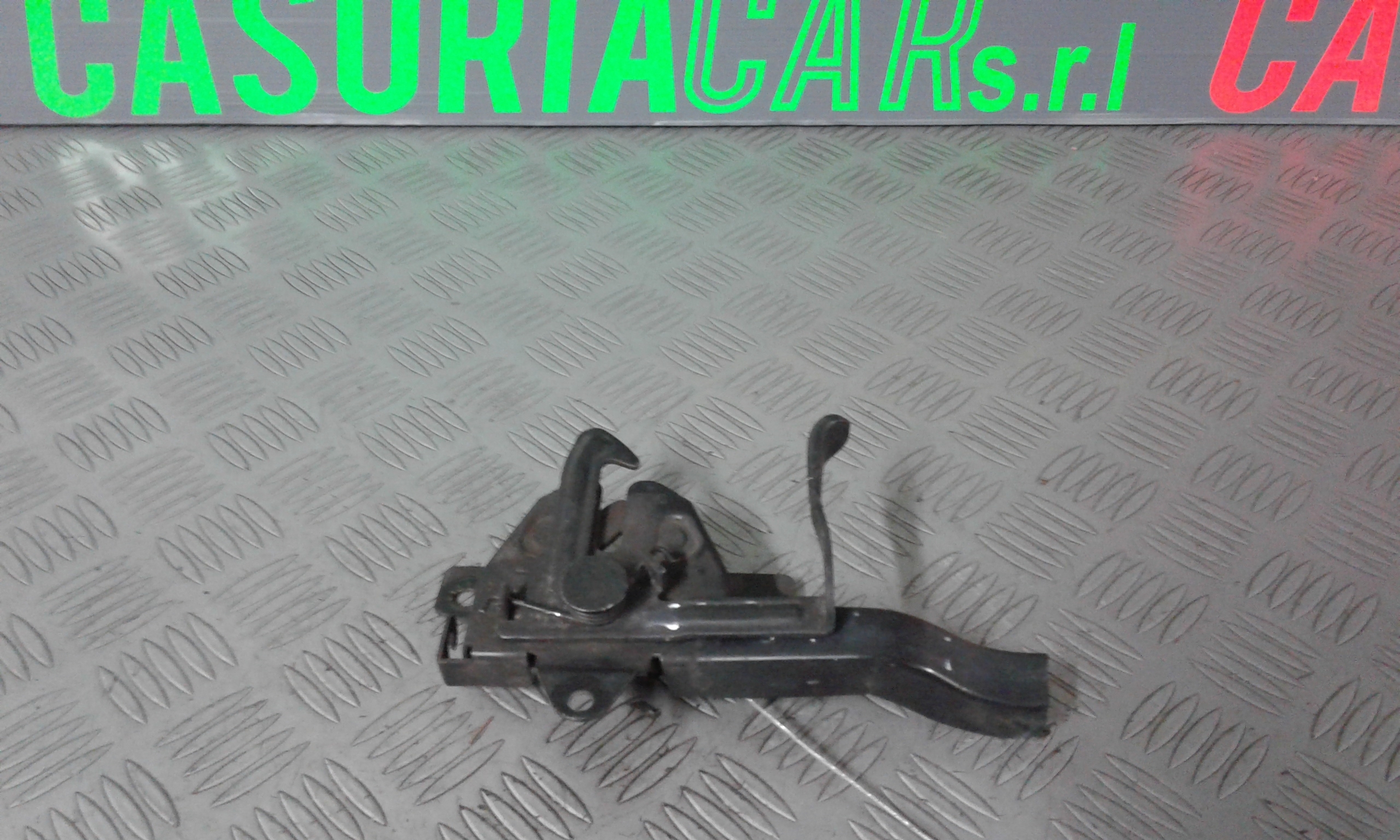 Serratura Cofano Ant. 7111009001 Usato