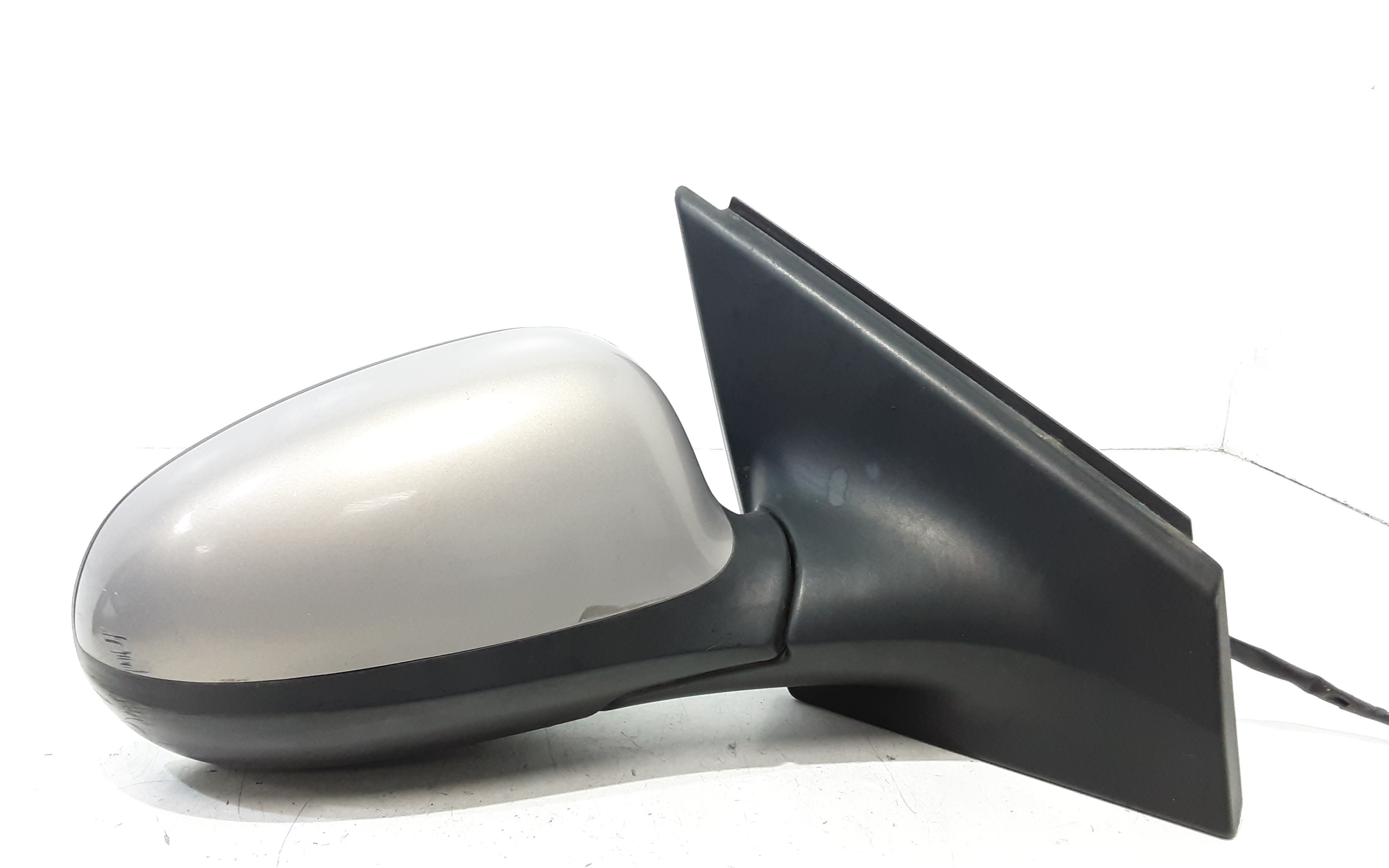 Retrovisore Est. Destro Usato