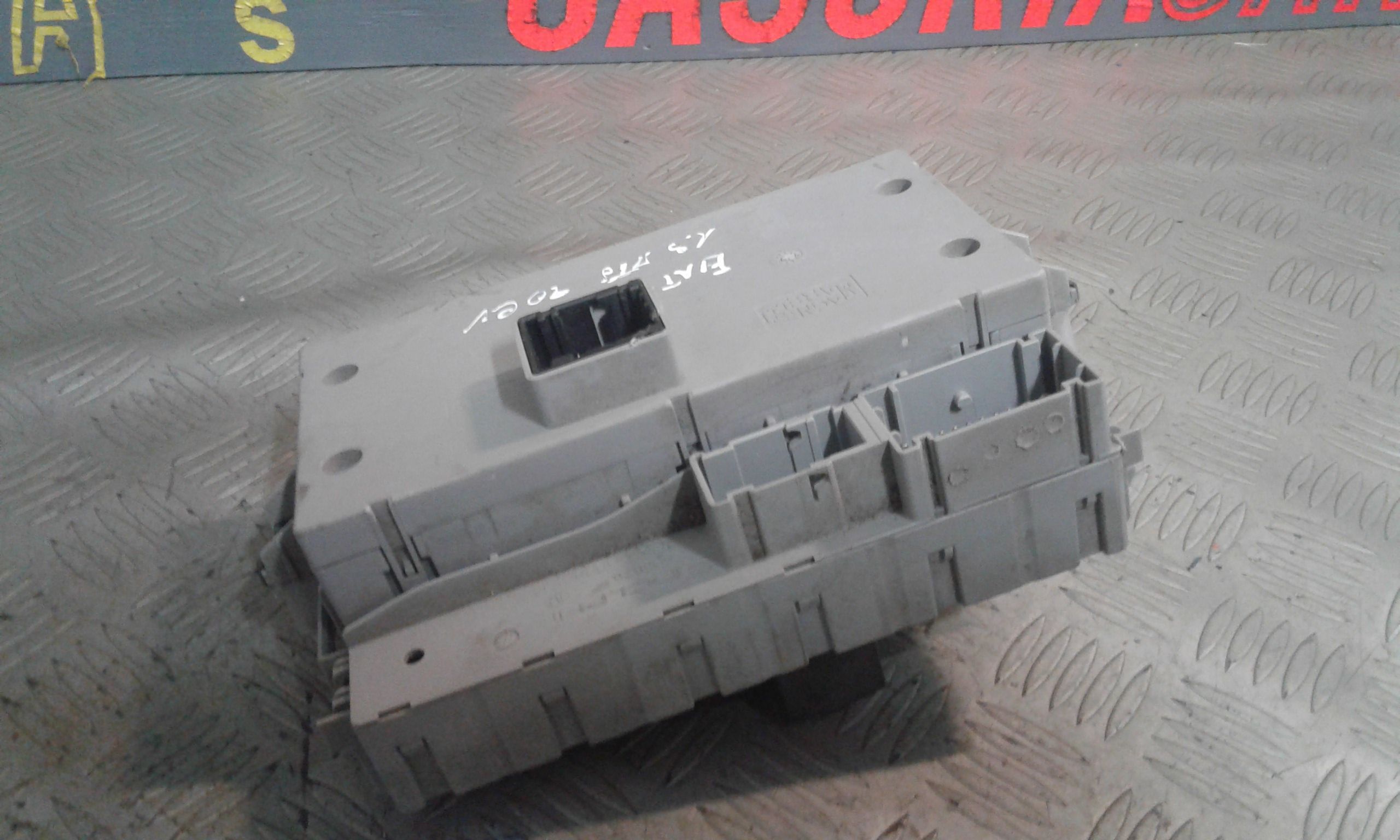 Scatola Fusibili Usato