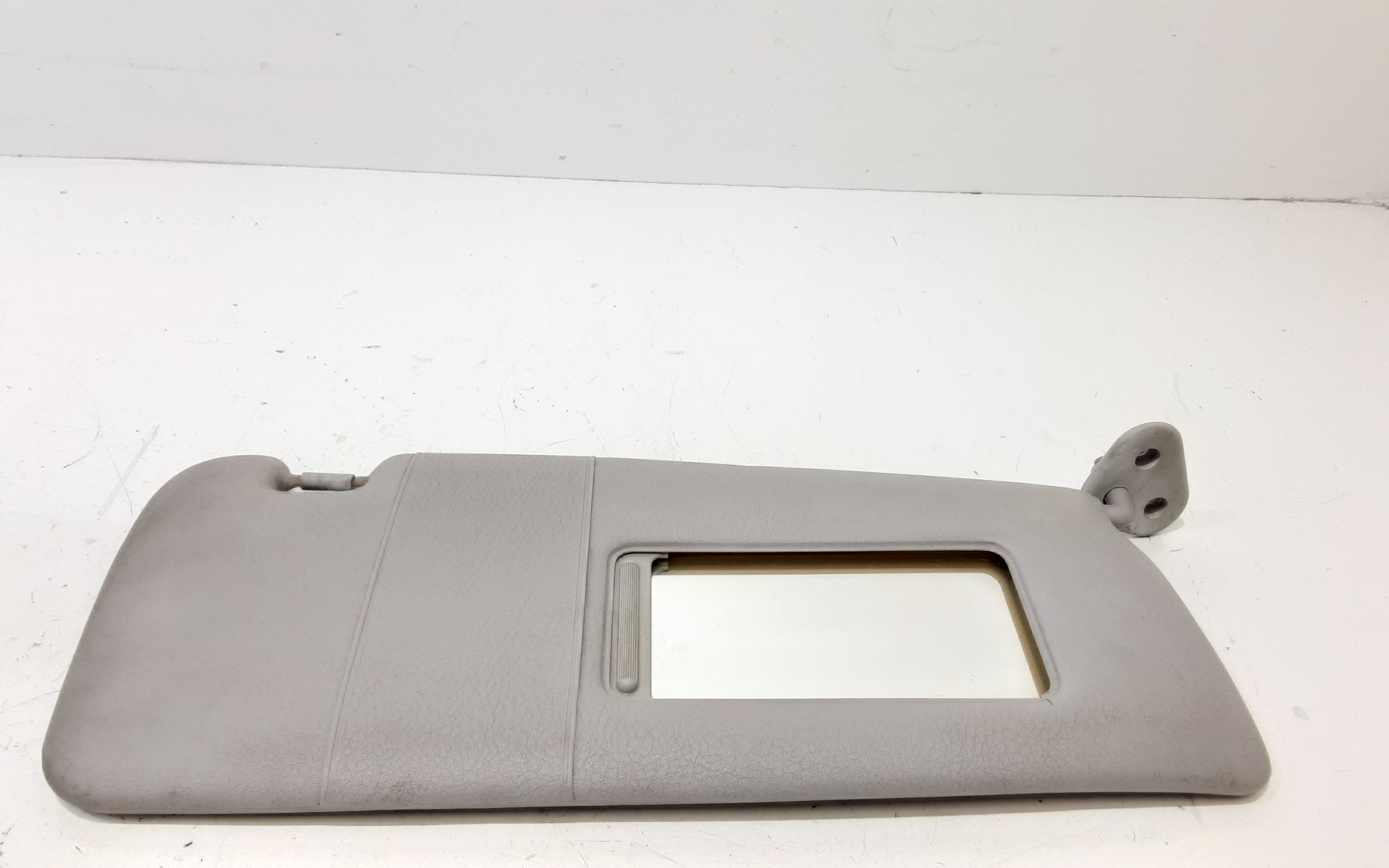 Aletta Parasole Parabrezza Destro 51162699048 Usato