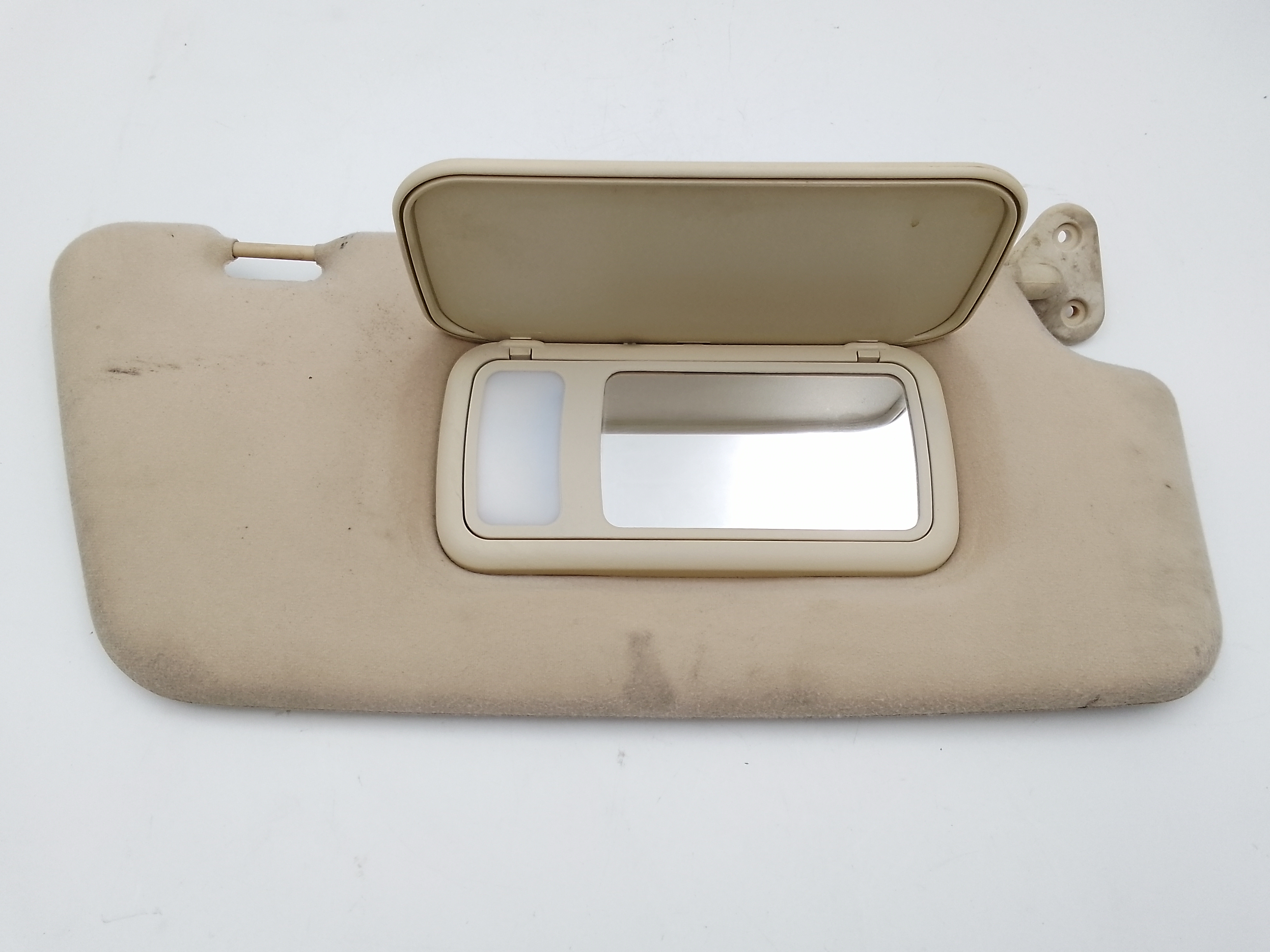 Aletta Parasole Parabrezza Destro A16381002107D68 Usato