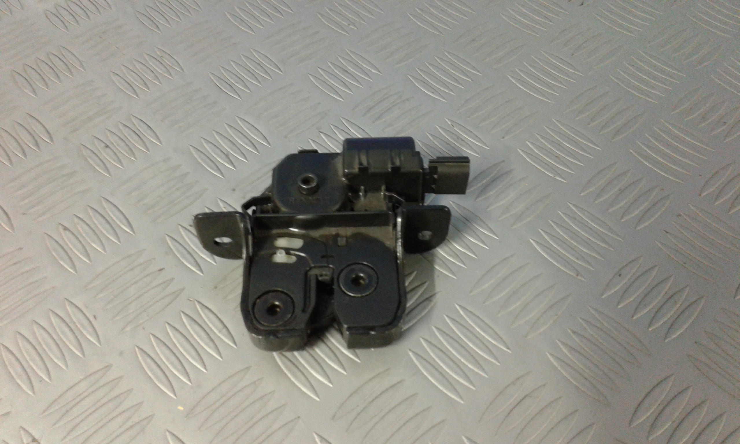 Serratura Cofano Post. Usato