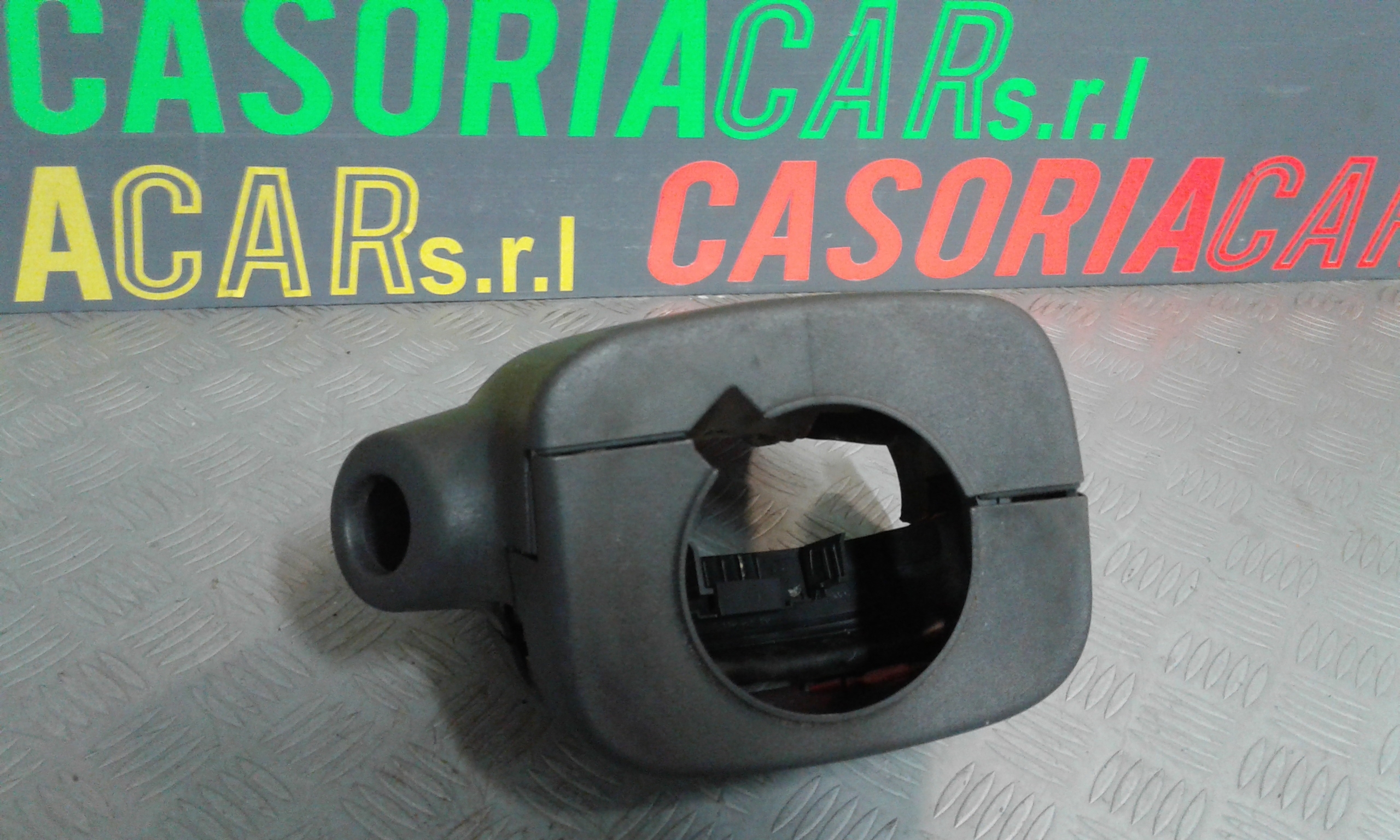 Cuffia Albero Sterzo L/abitacolo Usato