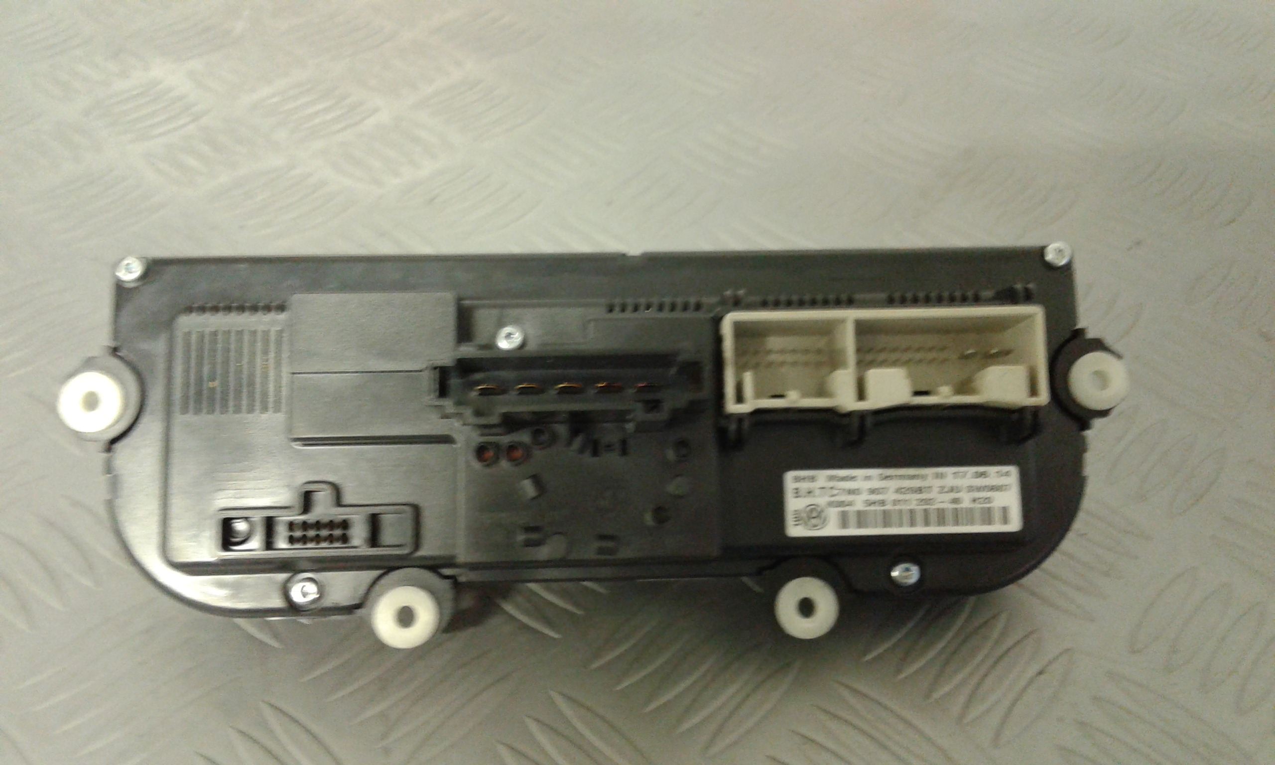 Blocco Comando Climatizzazione 1K0819047CHWHS Usato