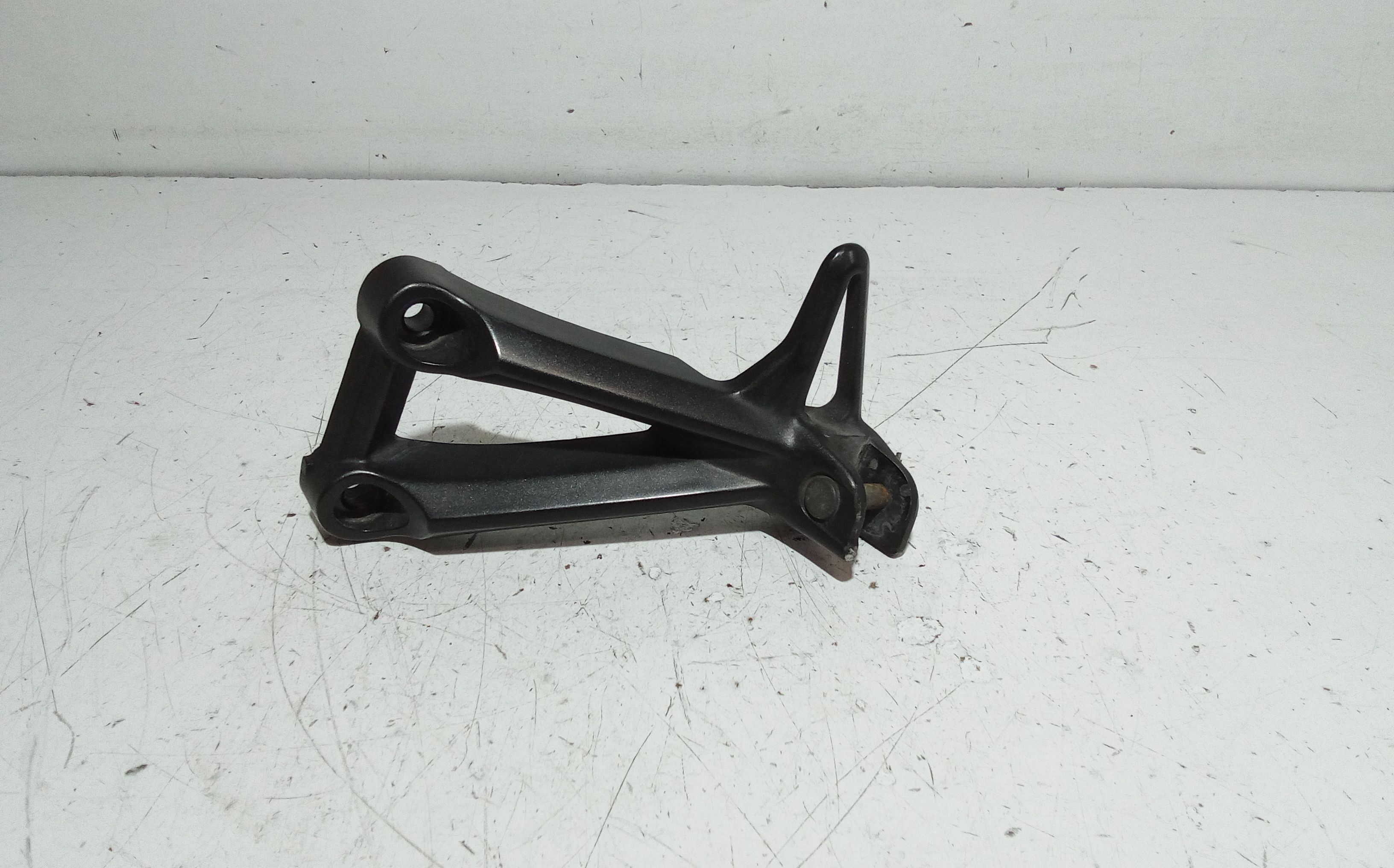 Staffa Supporto Pedalino Usato