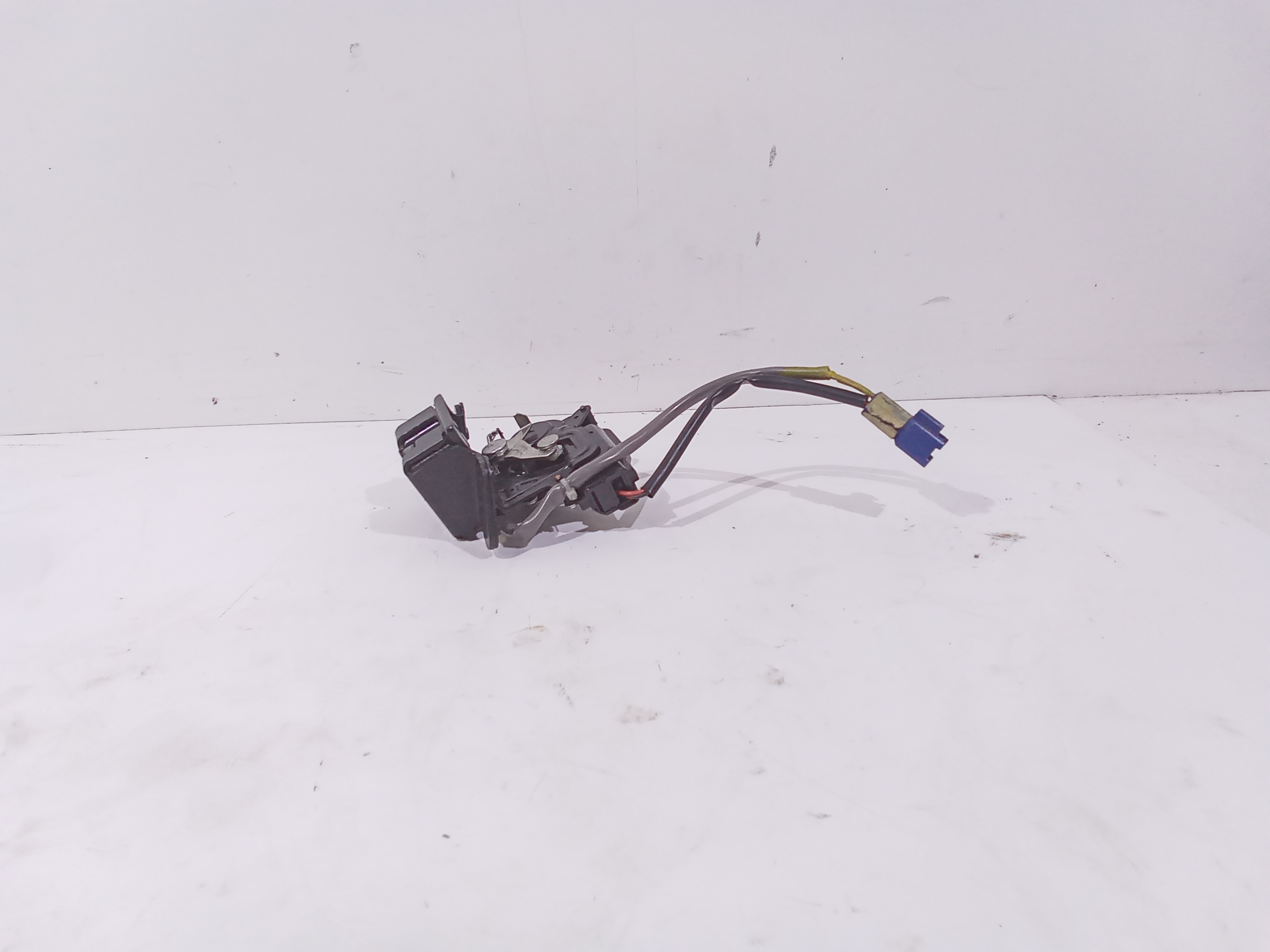 Serratura Cofano Post. Usato