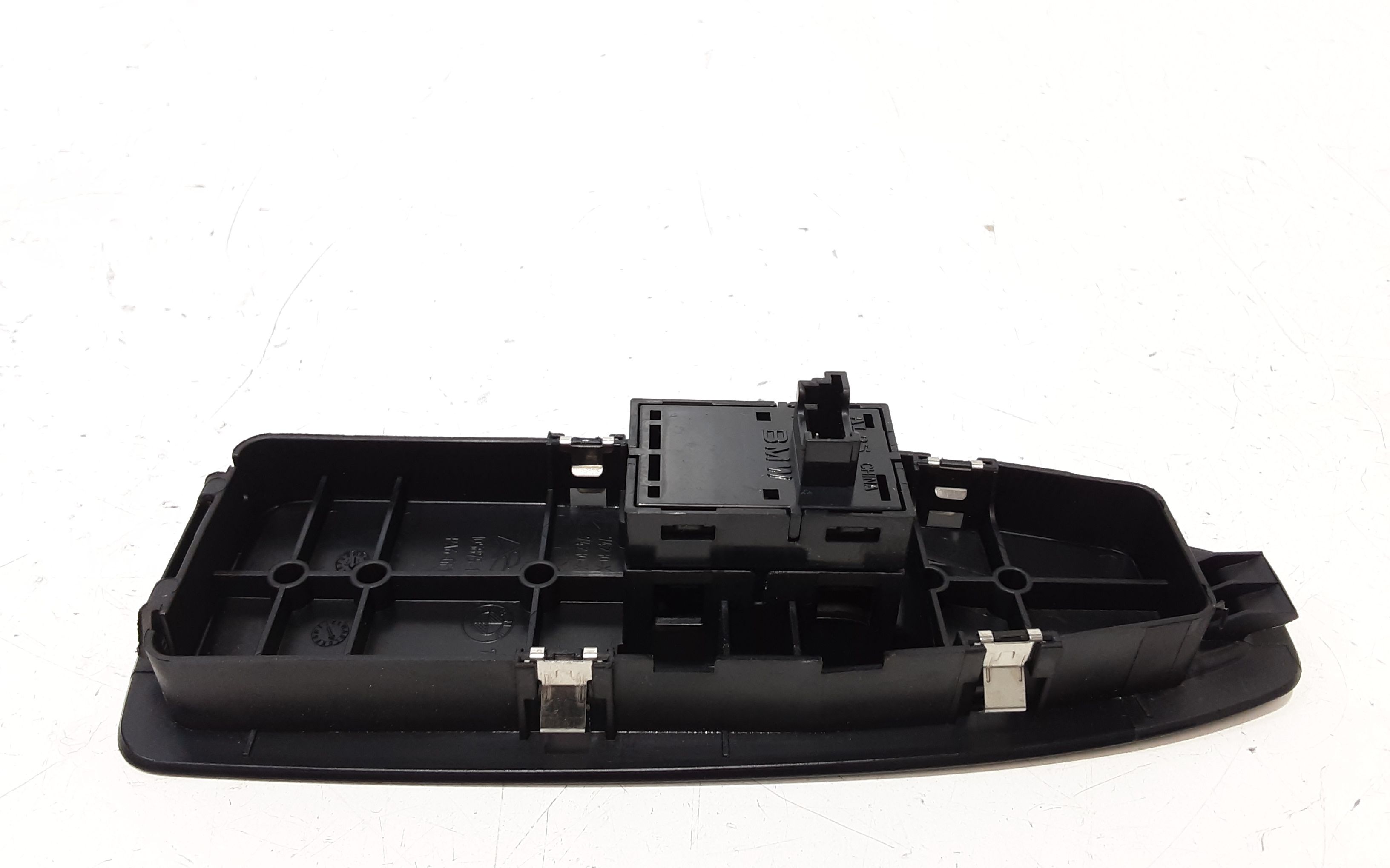 Interruttore Alzacristalli Porta Ant. Destro Usato