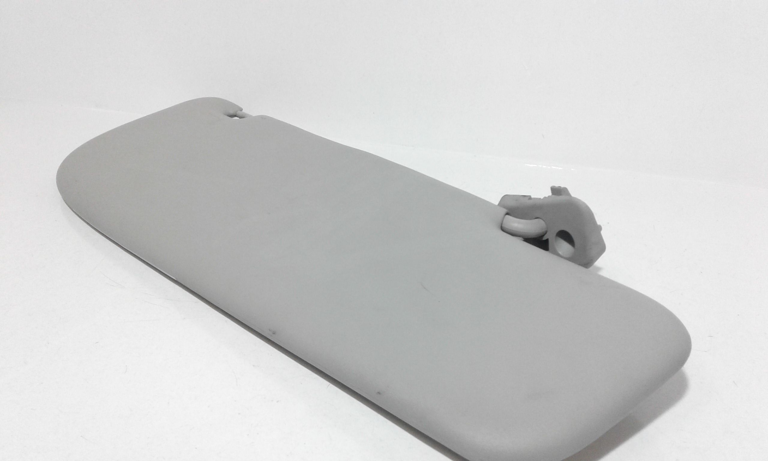 Aletta Parasole Parabrezza Sinistro 735672261 Usato