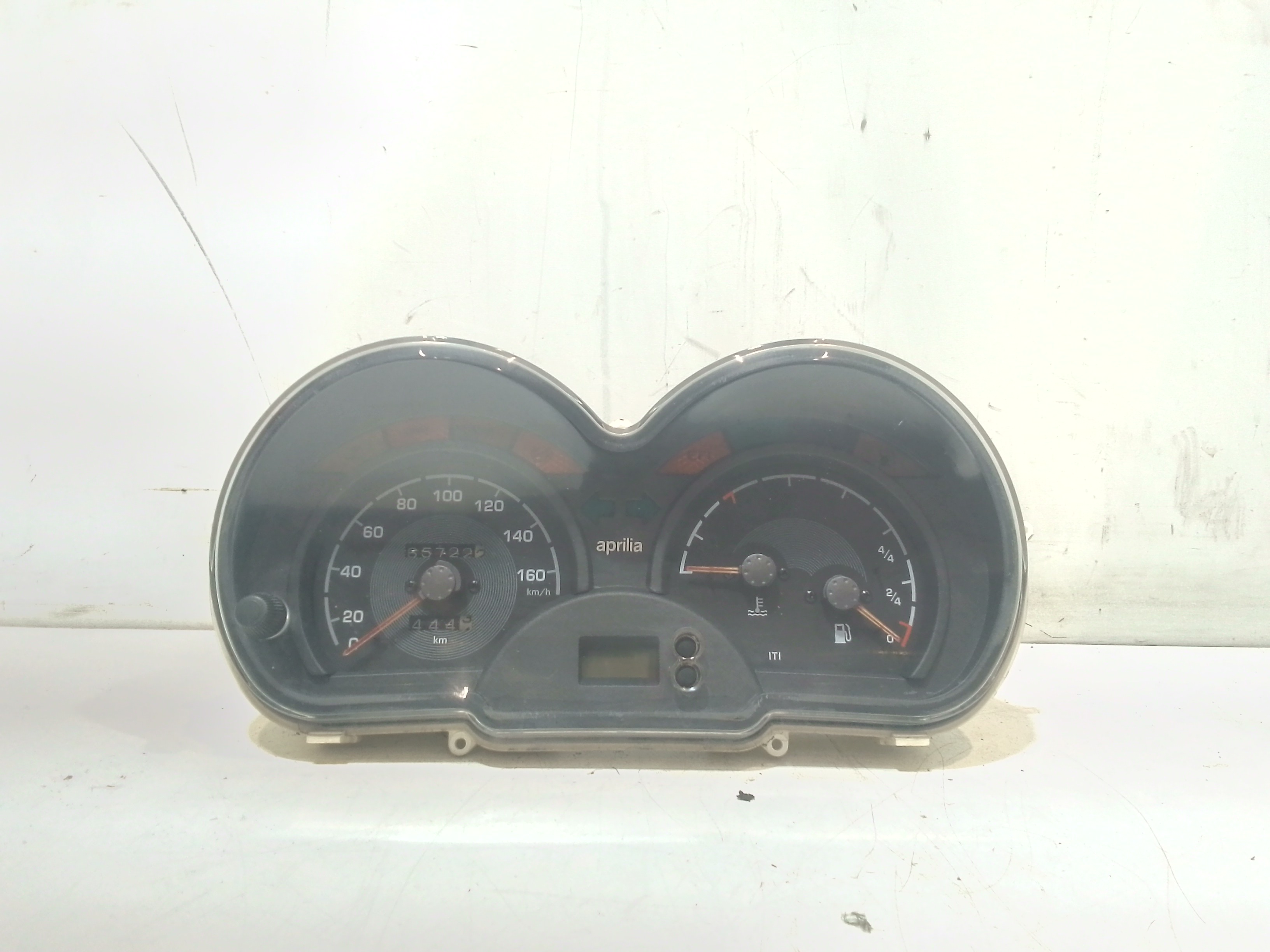 Quadro Portastrumenti Usato