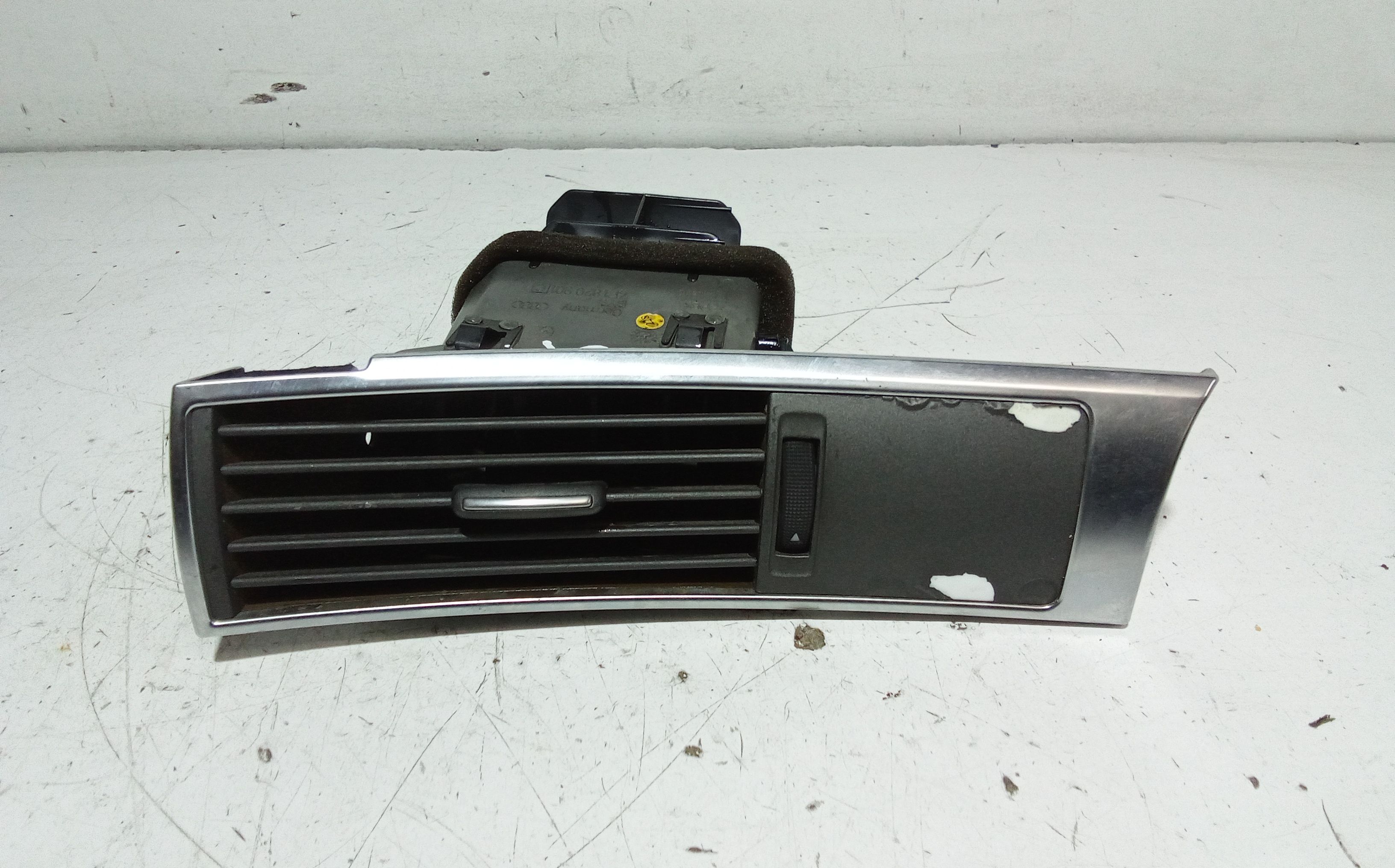 Condotto Aria Bocchette Lat. Cruscotto Sinistro Usato