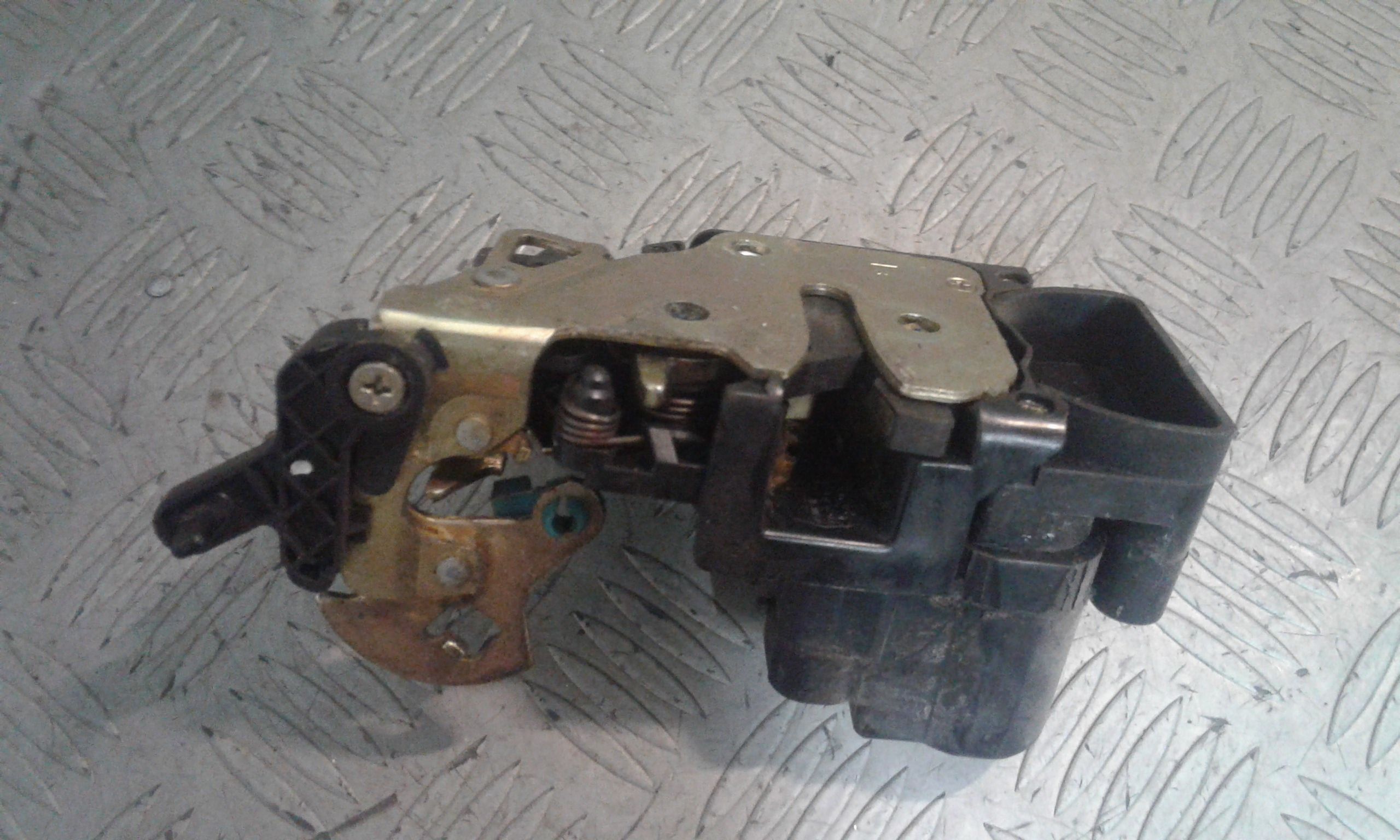 Serratura Porta Post. Sinistro 96260995 Usato