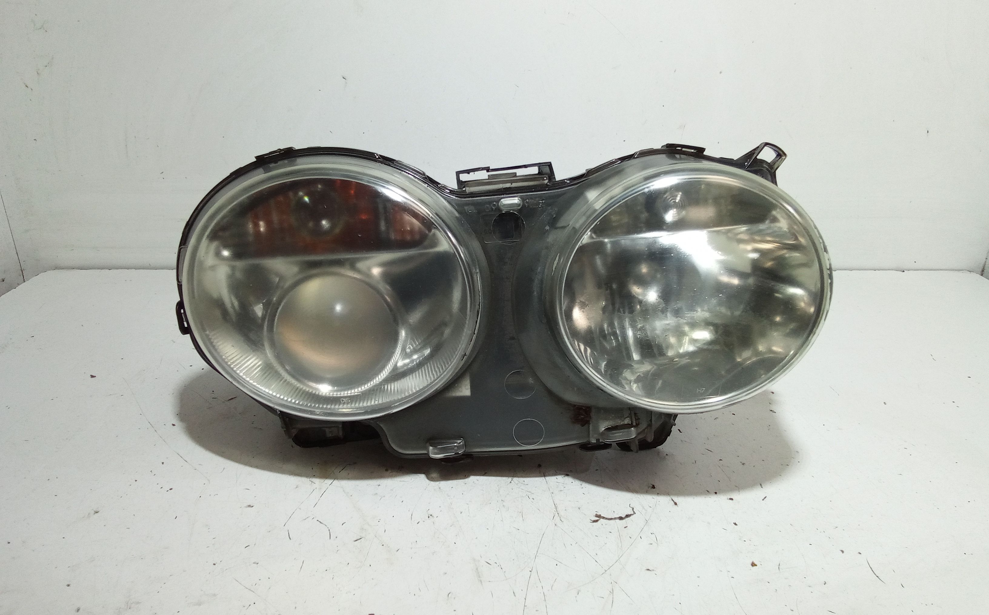 Proiettore Allo Xenon Destro Usato