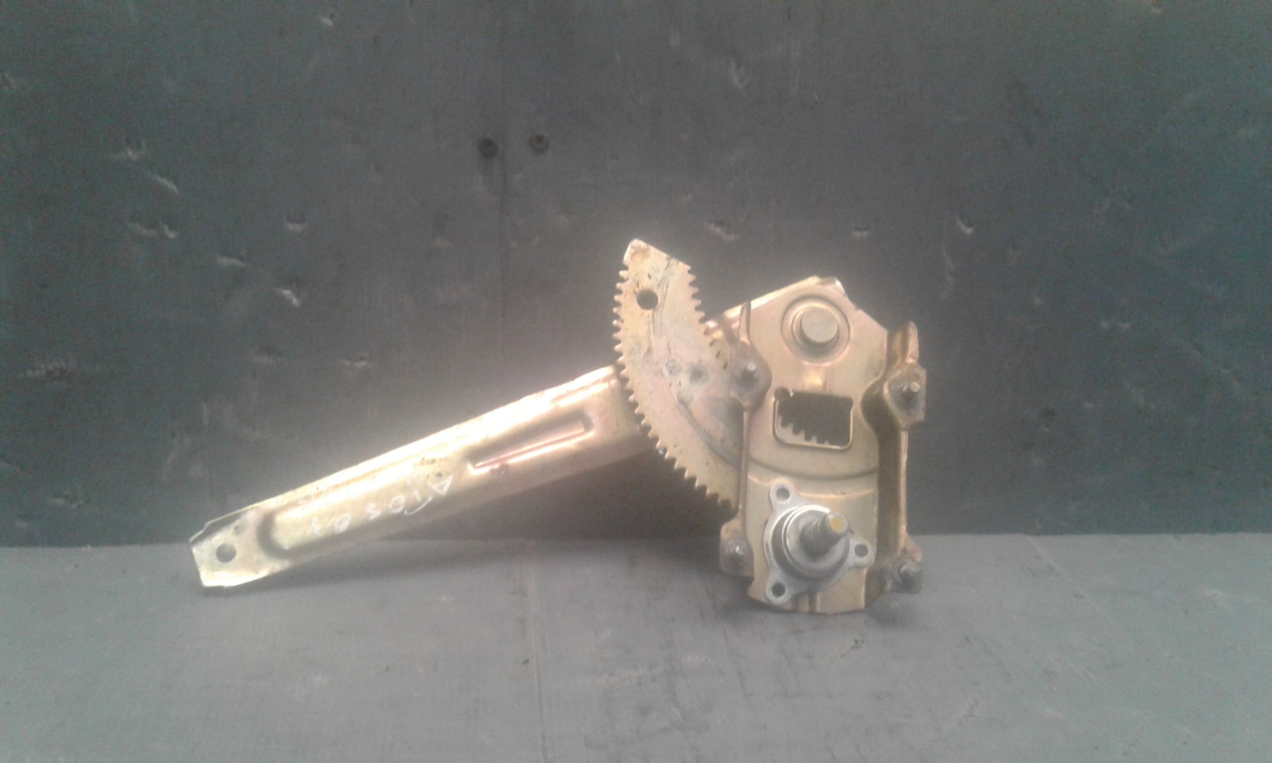 Alzacristallo Porta Post. Sinistro 8340102000 Usato