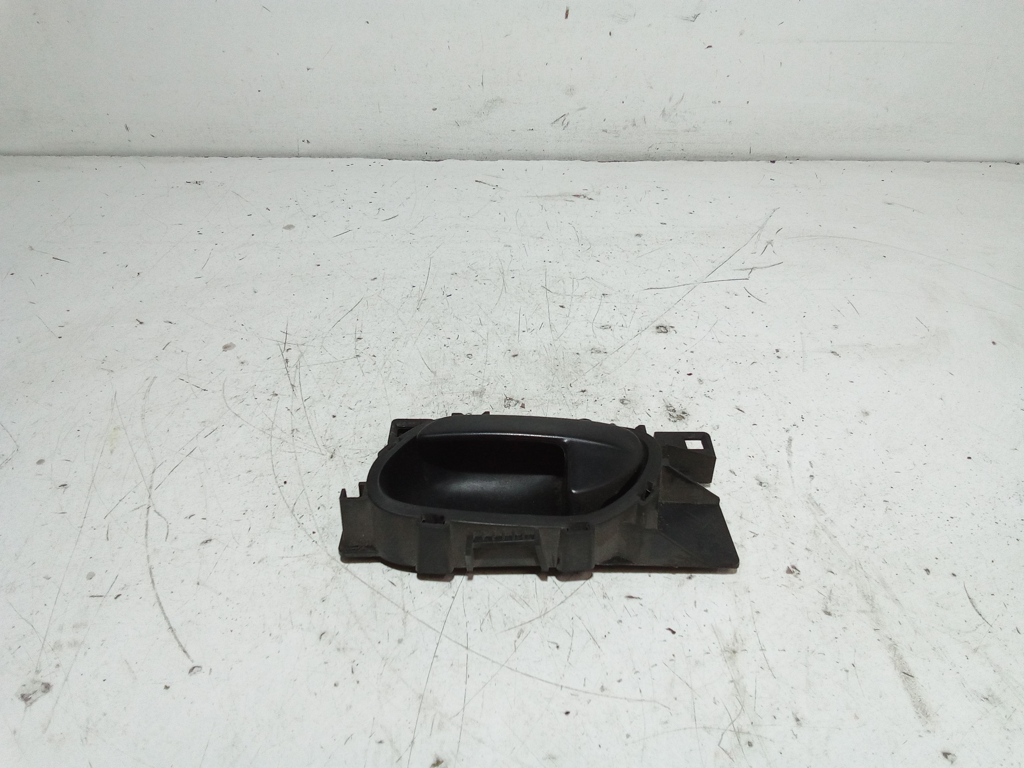 Maniglia Int. Apertura Porta Ant. Sinistro 9143L9 Usato