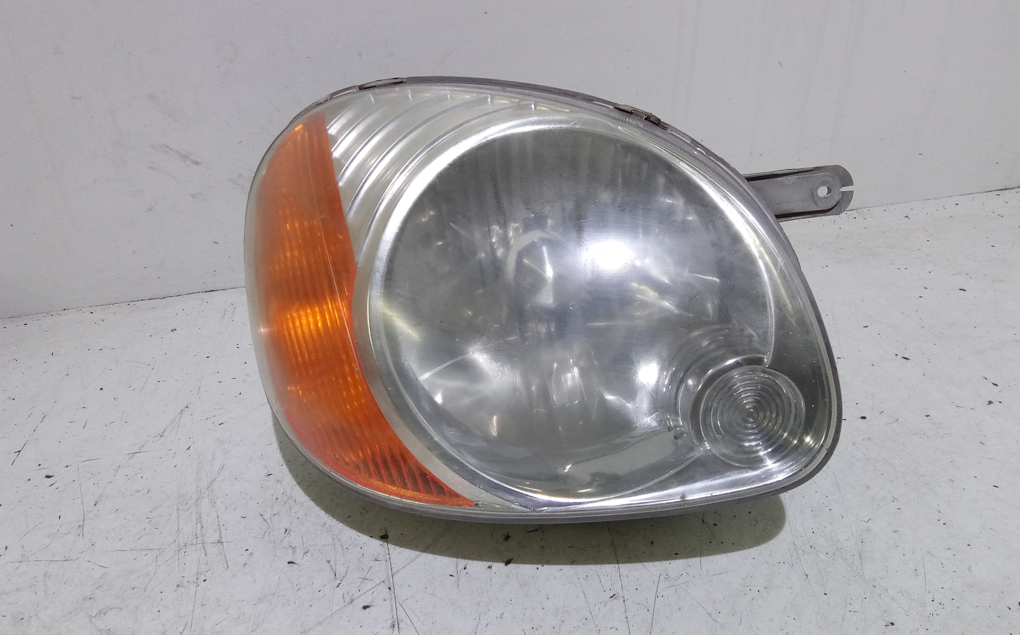 Proiettore Destro 9210602010 Usato