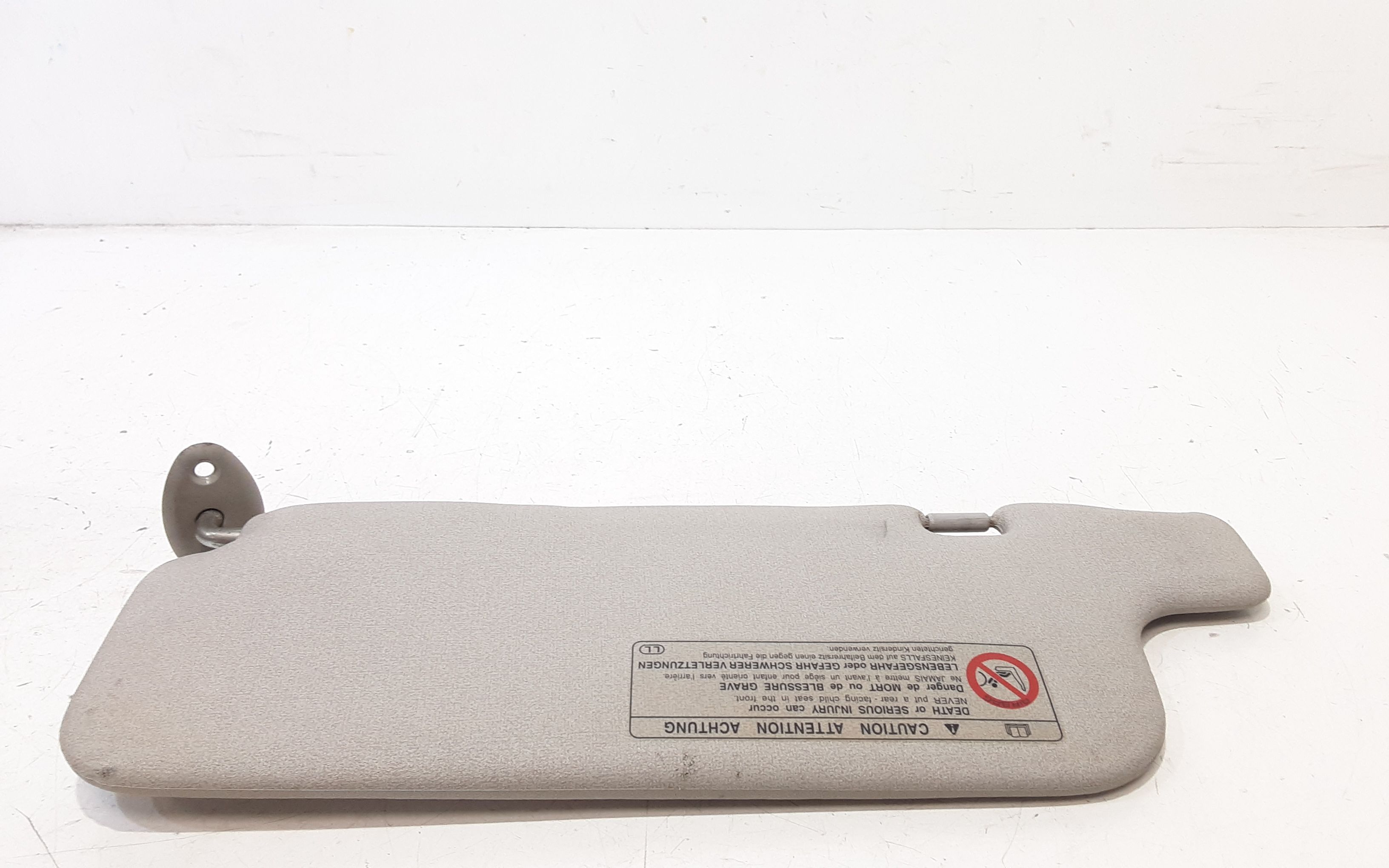 Aletta Parasole Parabrezza Destro 7431052041B0 Usato