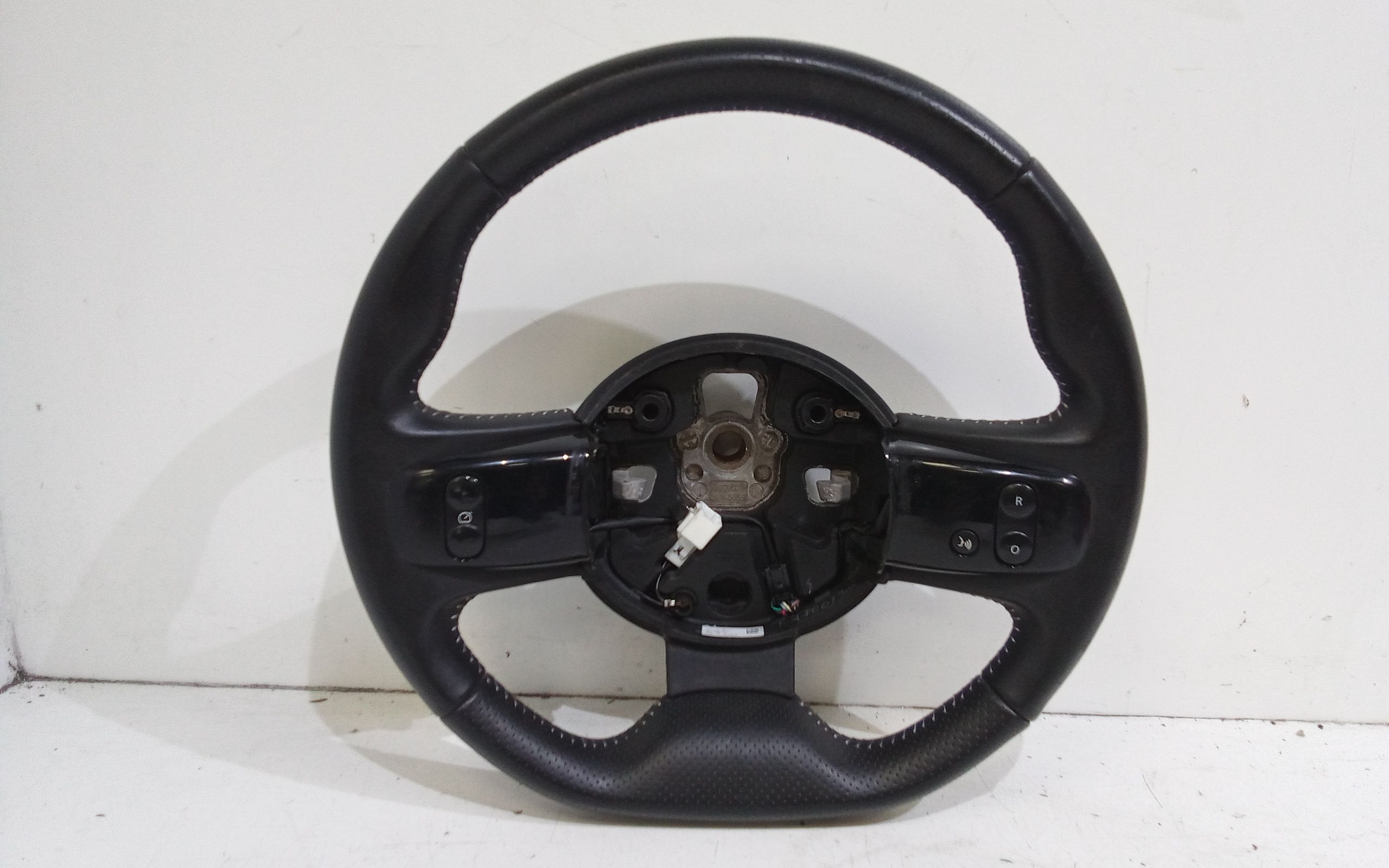 Volante 484000278R Usato