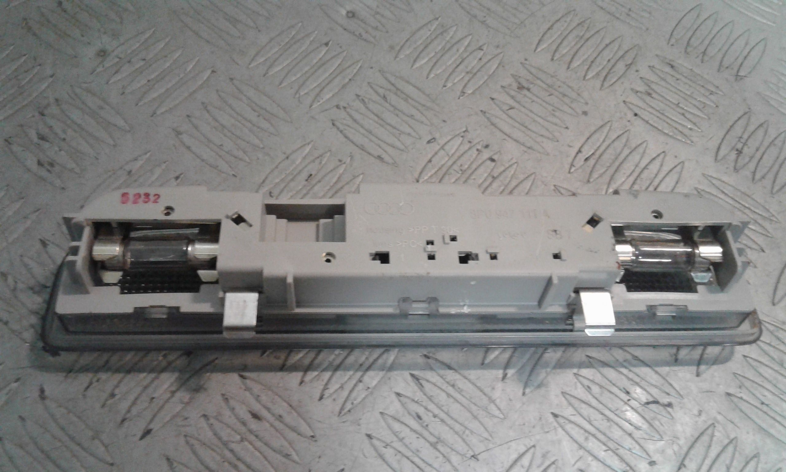 Luce Cortesia Ant. Tetto Usato