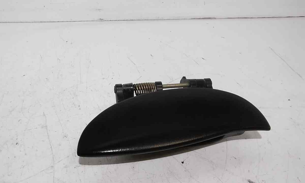 Maniglia Porta Post. Sinistro 8365002100CA Usato