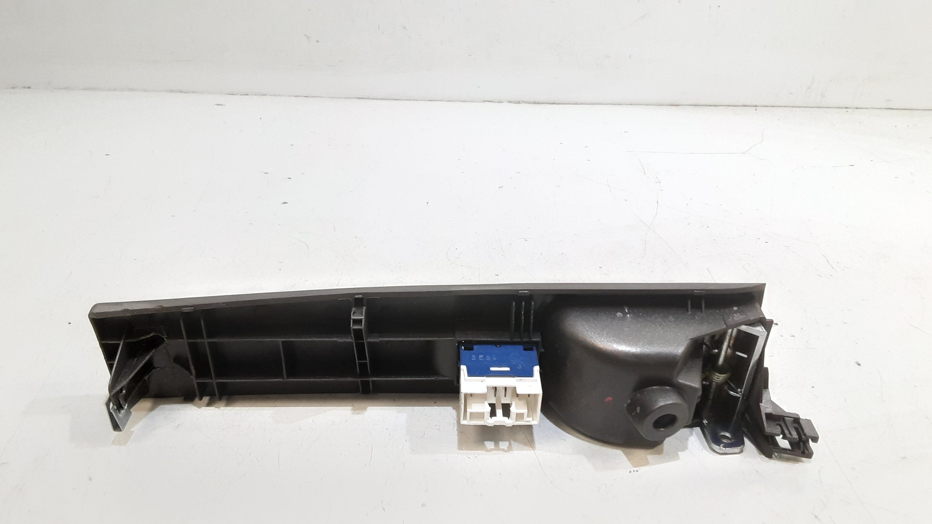 Interruttore Alzacristalli Porta Ant. Destro Usato