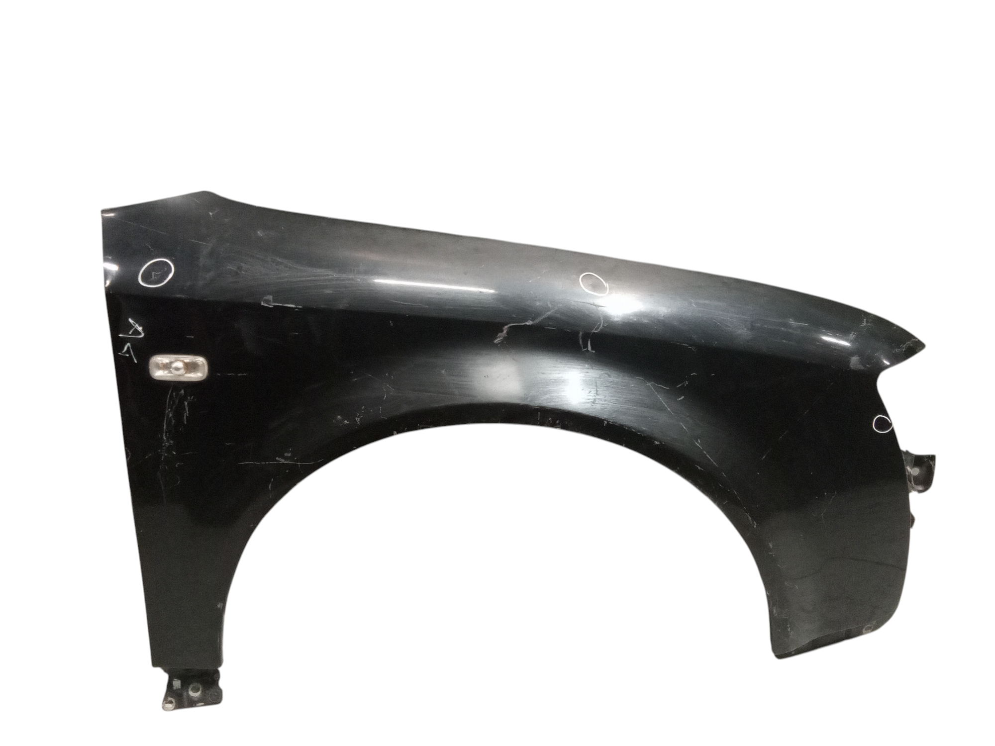 Parafango Ant. Destro 8E0821106F Usato