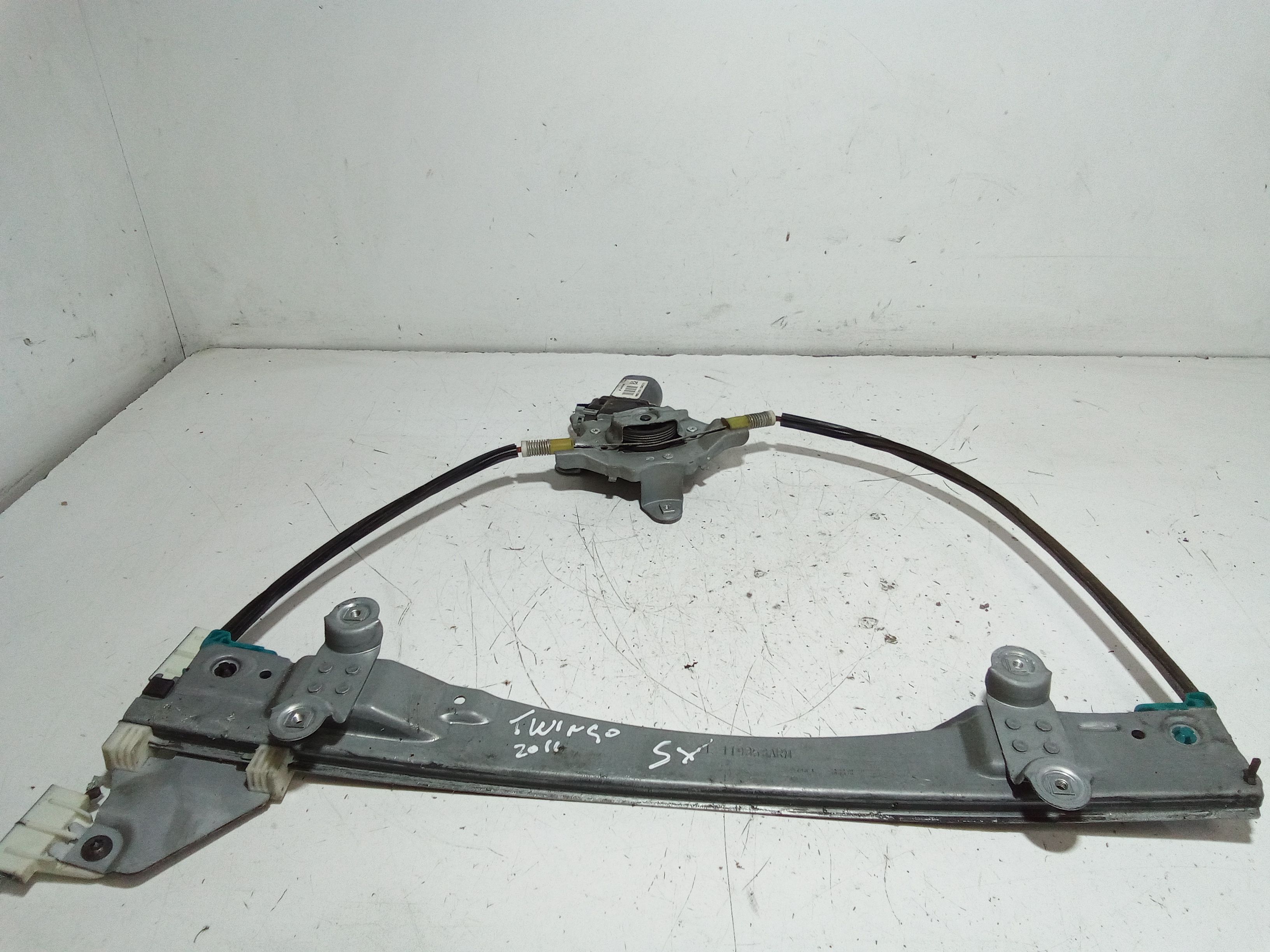 Alzacristallo Porta Ant. Sinistro 8200731462 Usato