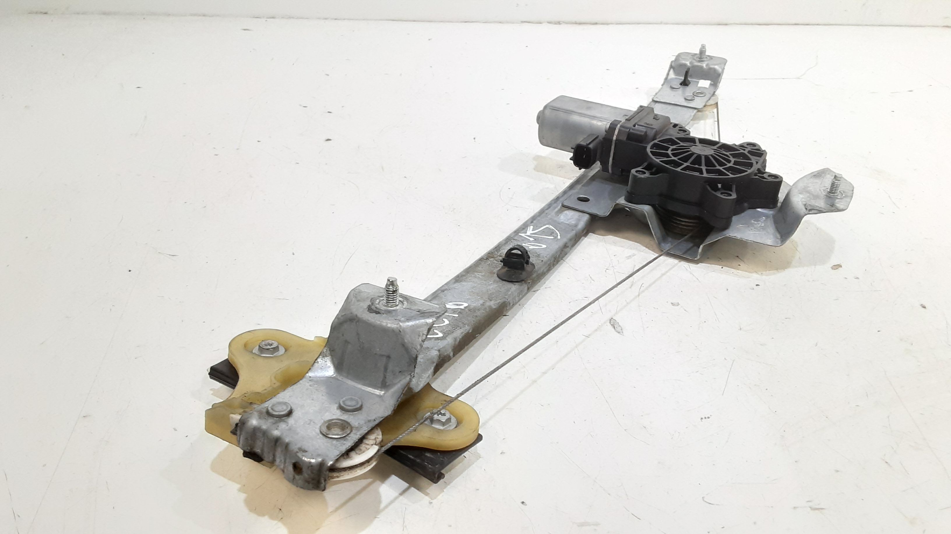 Alzacristallo Porta Ant. Sinistro Usato