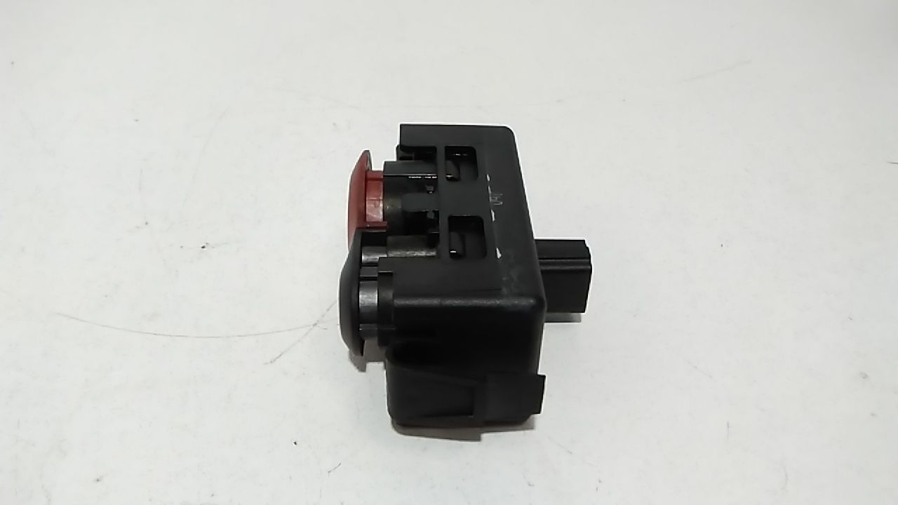 Interruttore Luci Emergenza 252103766R Usato