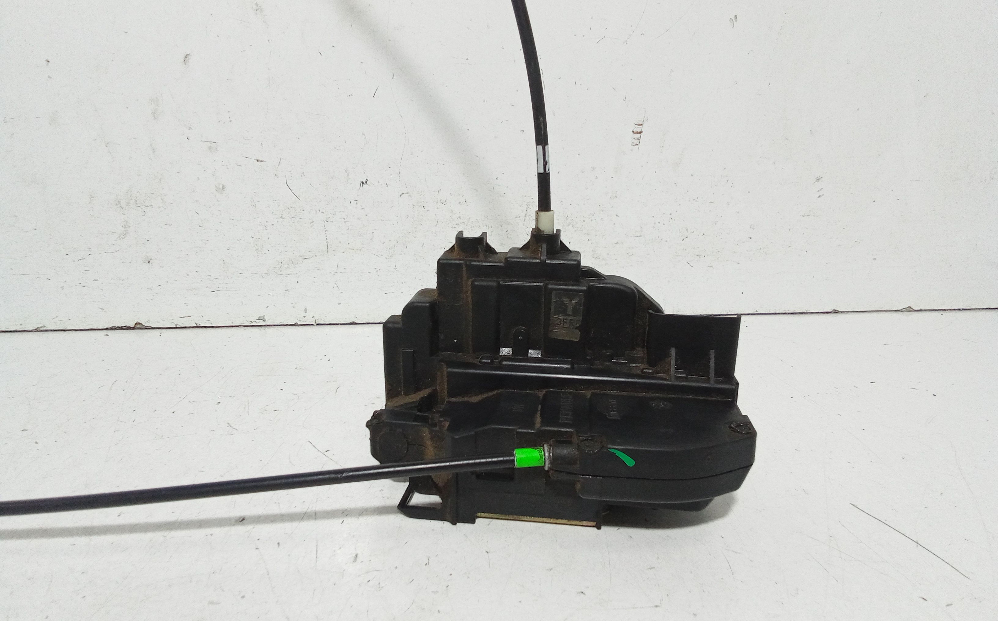 Serratura Porta Ant. Destro 80500AX61A Usato