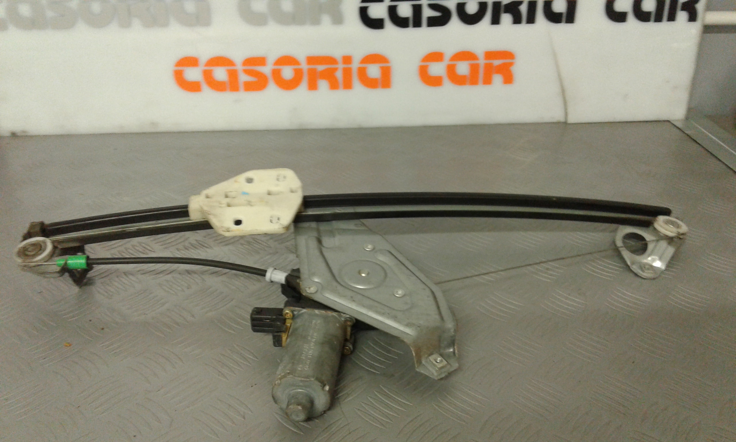 Alzacristallo Porta Ant. Destro Usato