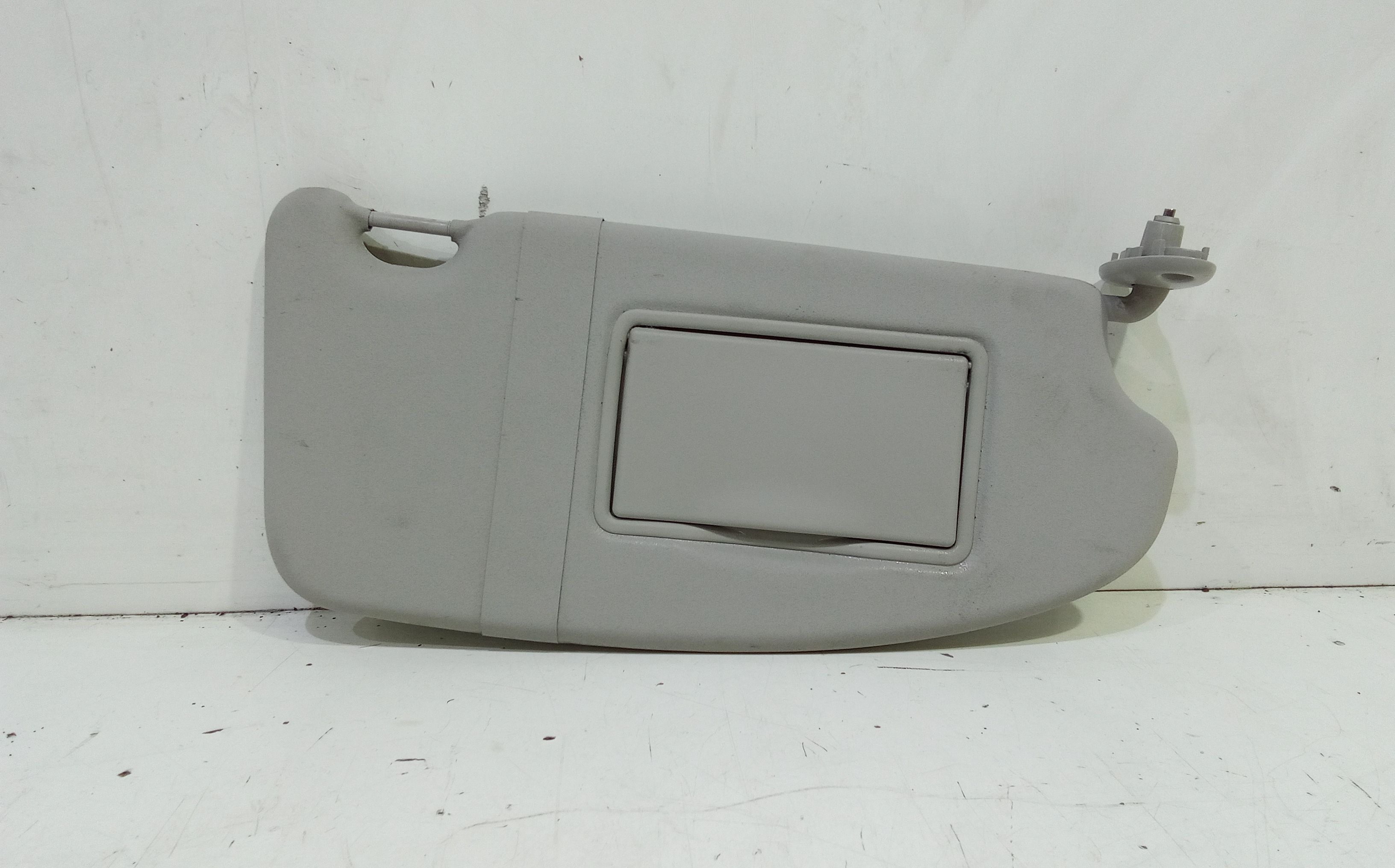 Aletta Parasole Parabrezza Destro 1708997 Usato