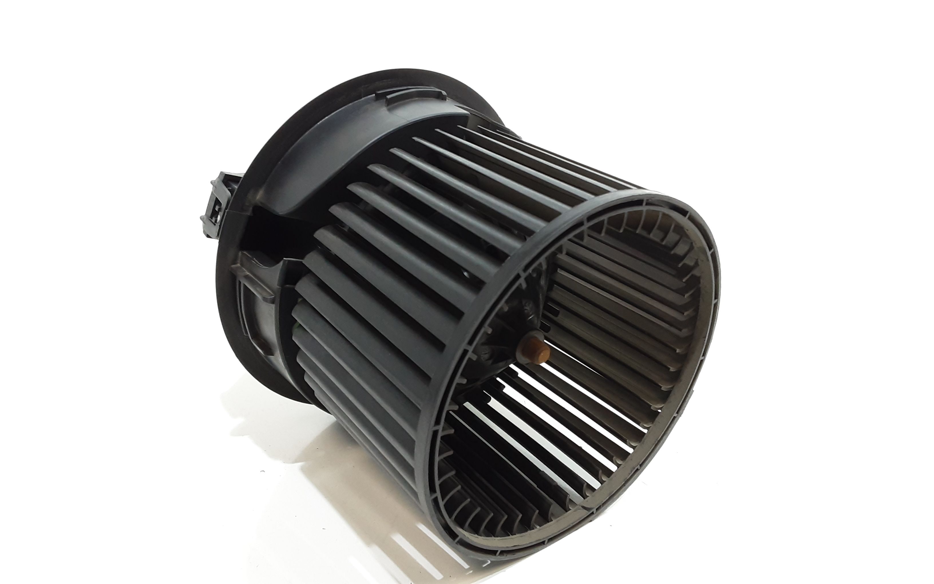 Motorino Ventilazione Abitacolo 272101005R Usato