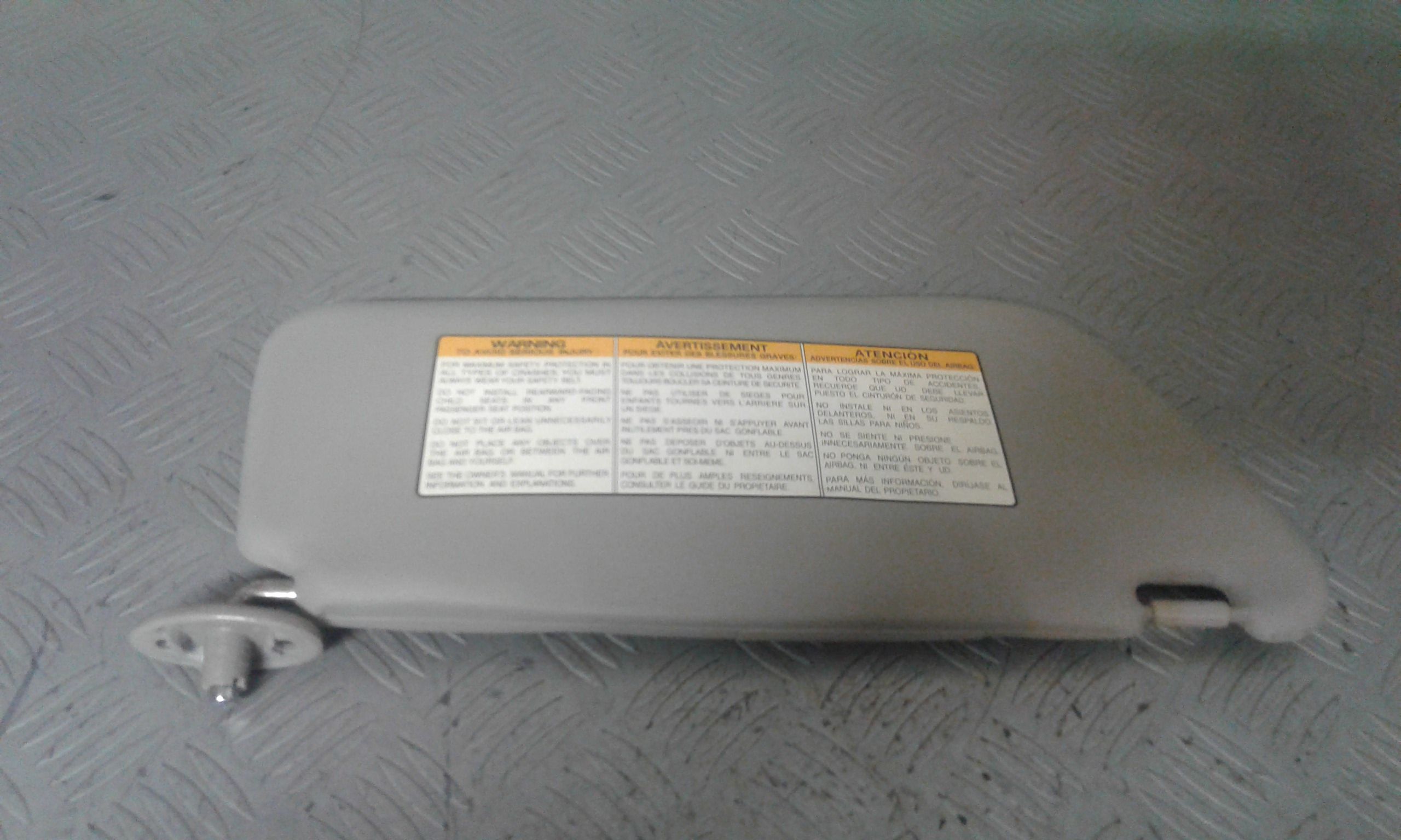 Aletta Parasole Parabrezza Sinistro 96279932 Usato