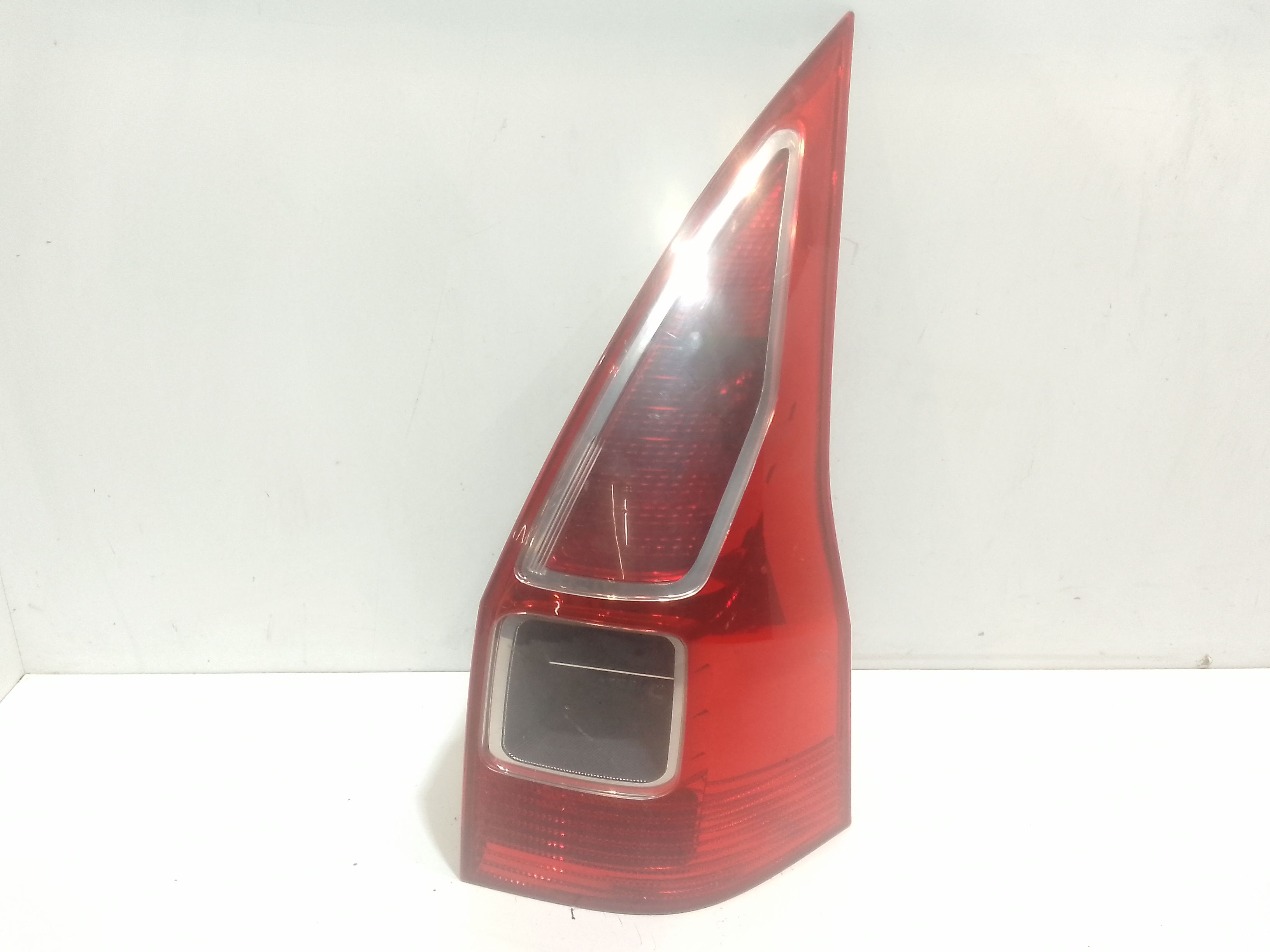 Fanale Post. Destro 8200413216 Usato