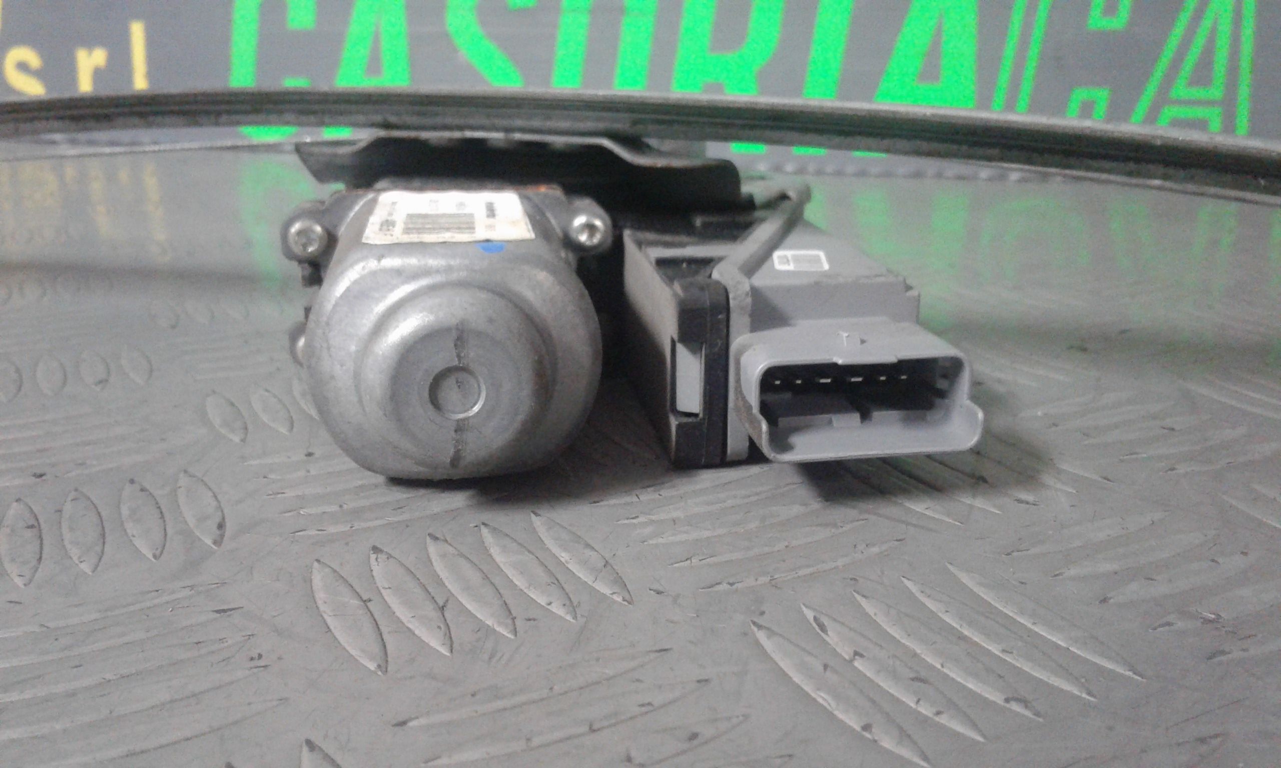 Alzacristallo Porta Ant. Destro 9222N6 Usato