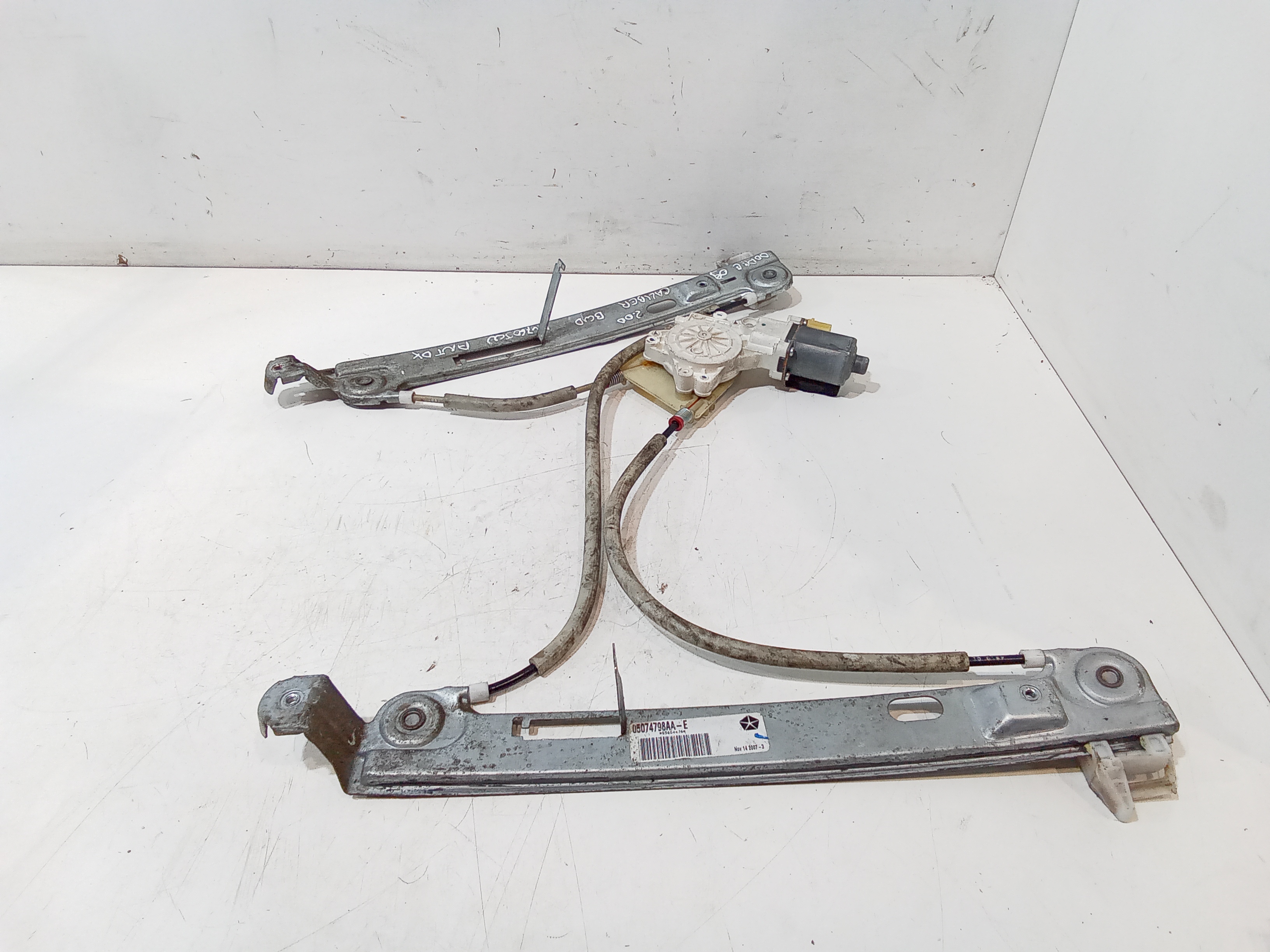 Alzacristallo Porta Ant. Destro K68022118AA Usato