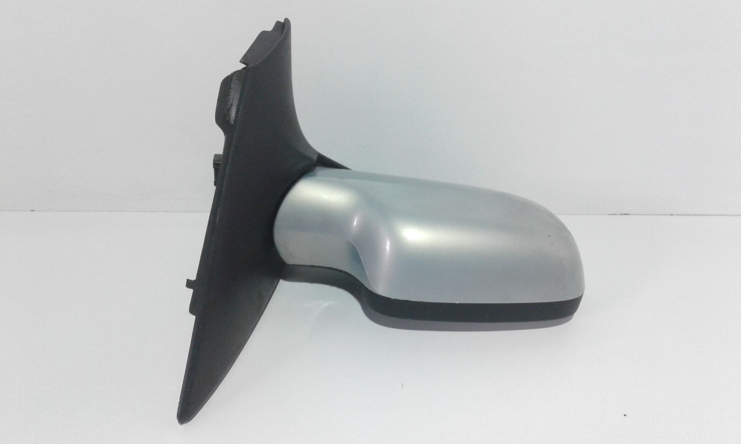 Retrovisore Est. Destro 7701054686 Usato