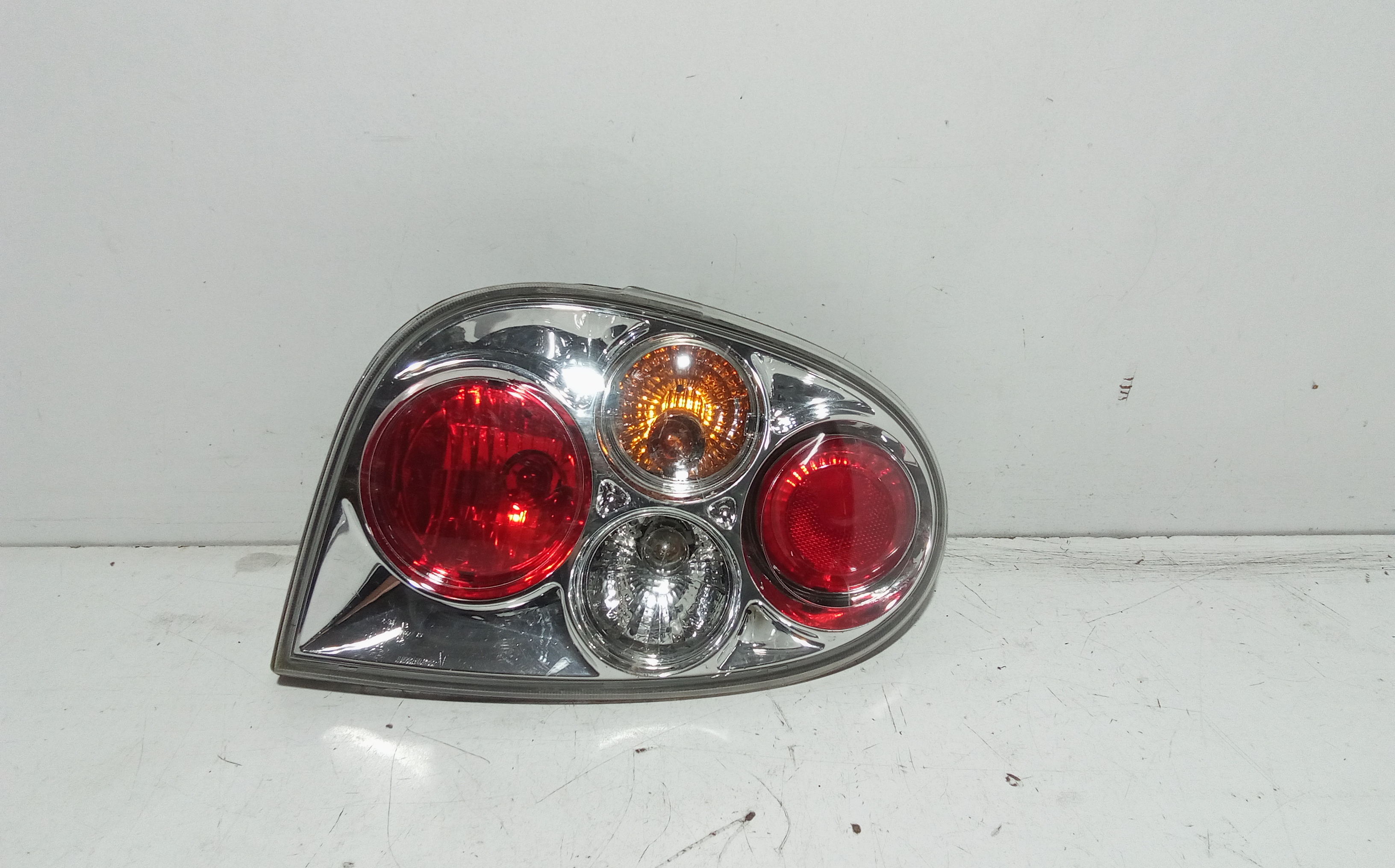 Fanale Post. Destro 7701042408 Usato